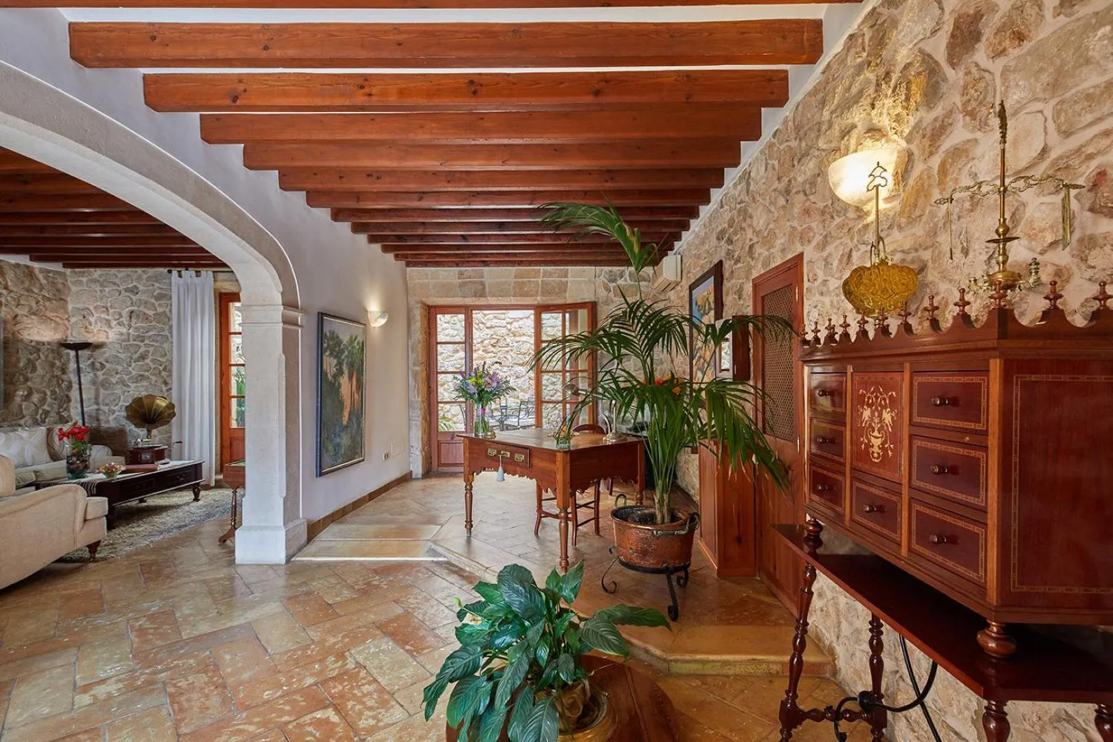 Library in Cas Comte Suites & Spa - Adults Only