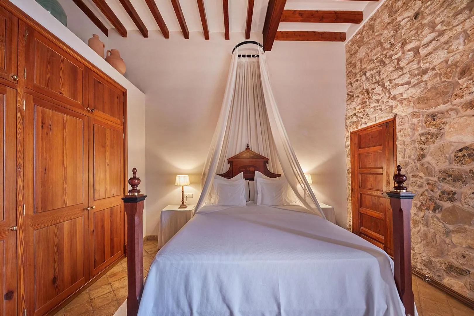 Bed in Cas Comte Suites & Spa - Adults Only