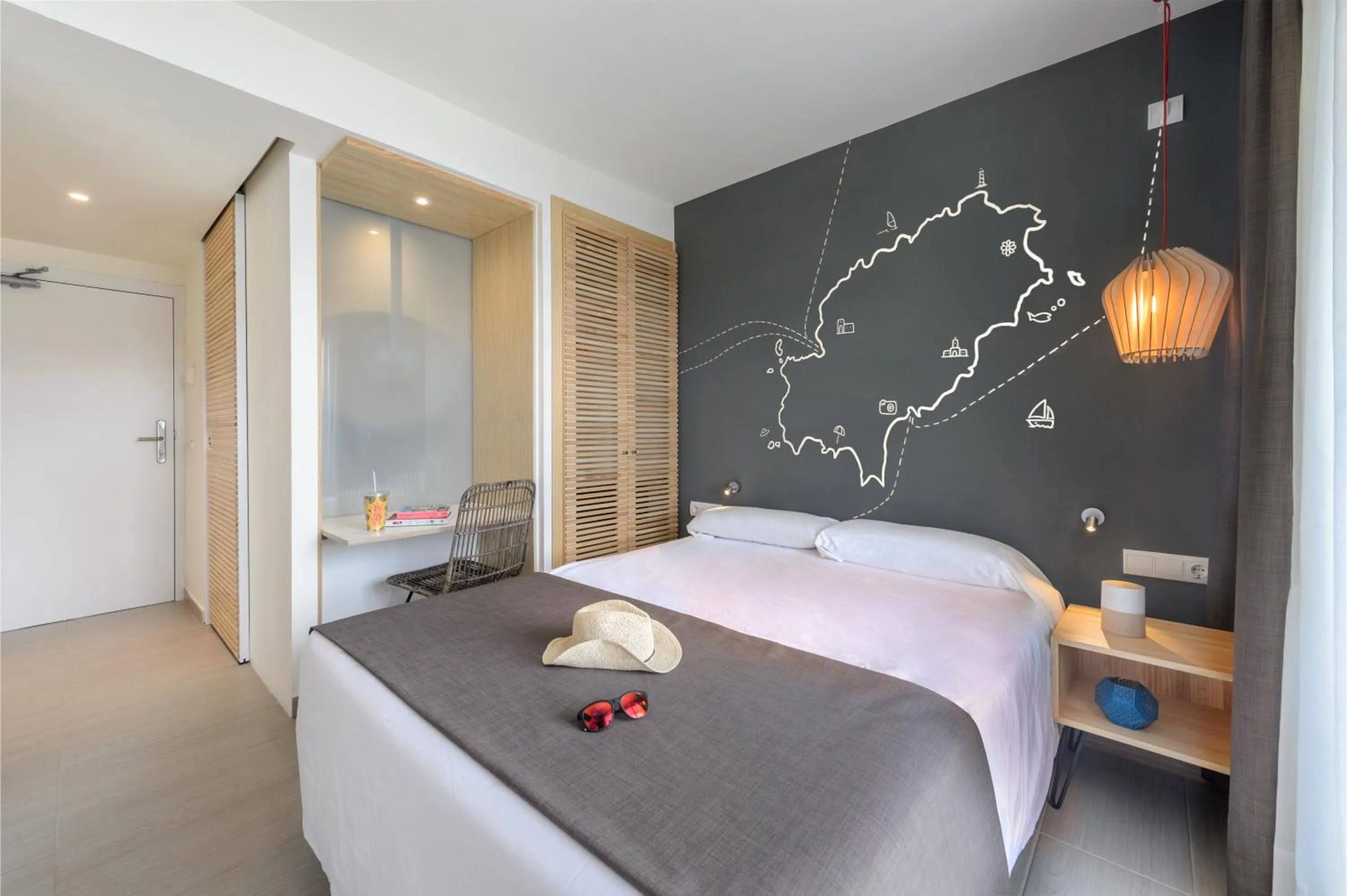 Photo of the whole room, Bed in Hotel Playasol Cala Tarida