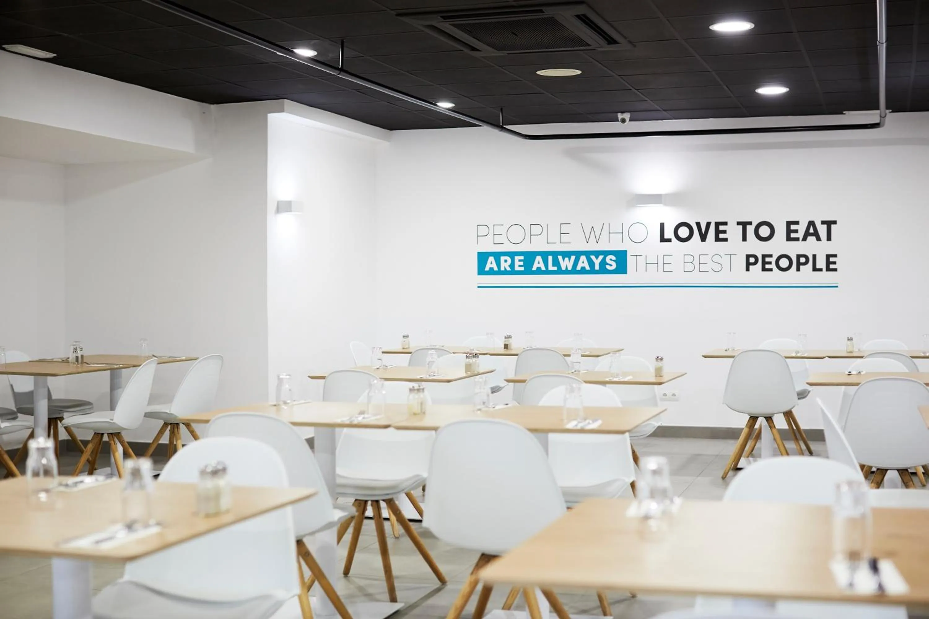 Restaurant/Places to Eat in Hotel Playasol Cala Tarida