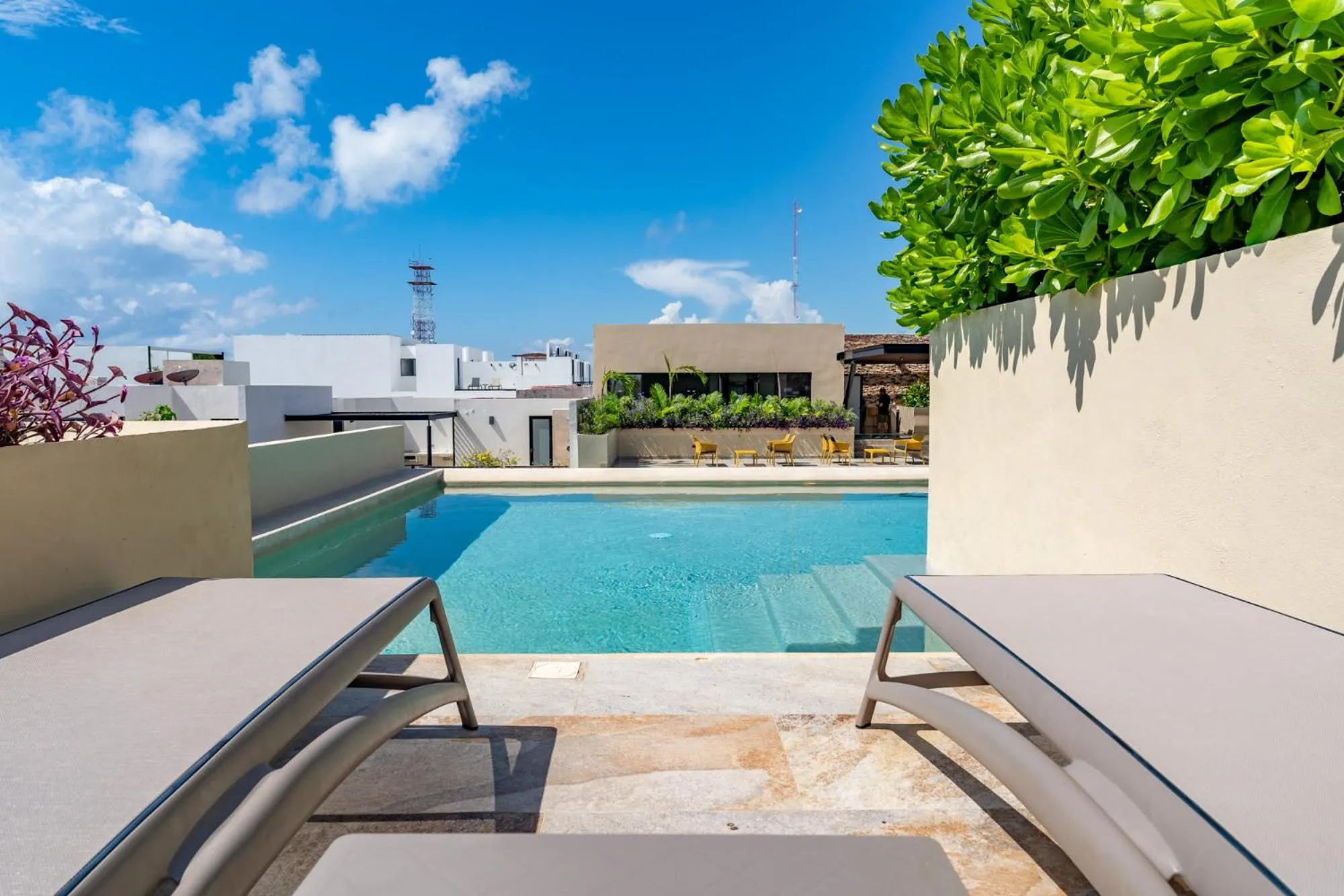 Swimming pool in Syrena Adventure