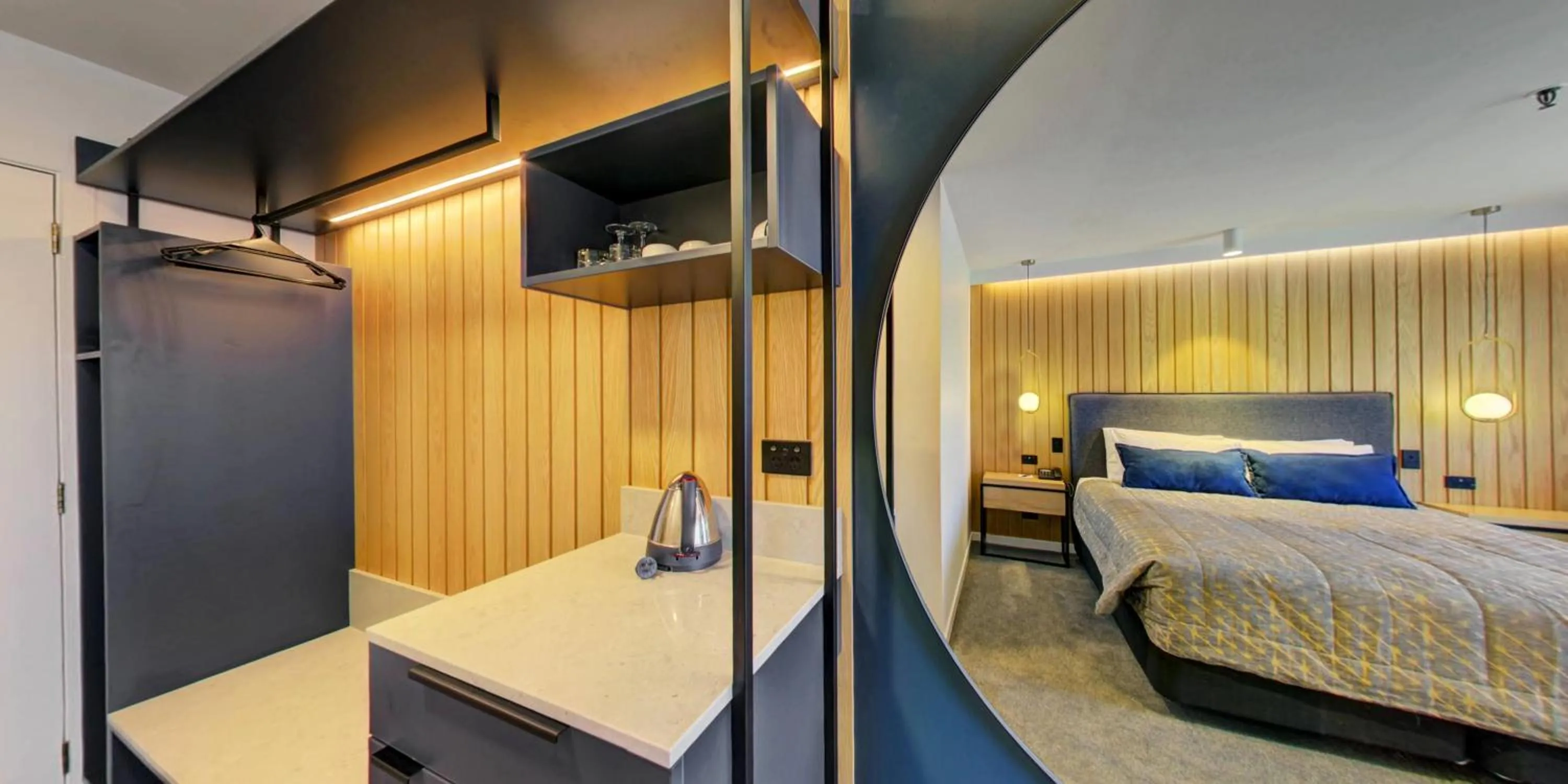 Bedroom, Bed in Distinction Whangarei Hotel & Conference Centre