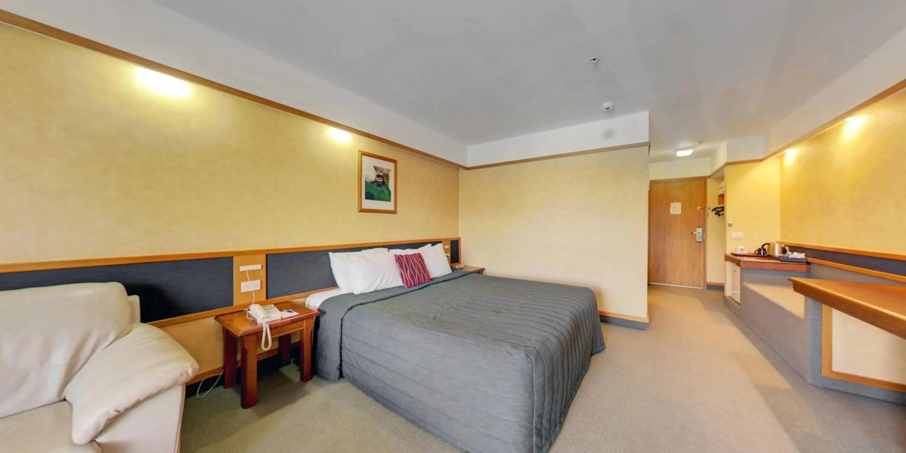 Bedroom in Distinction Whangarei Hotel & Conference Centre