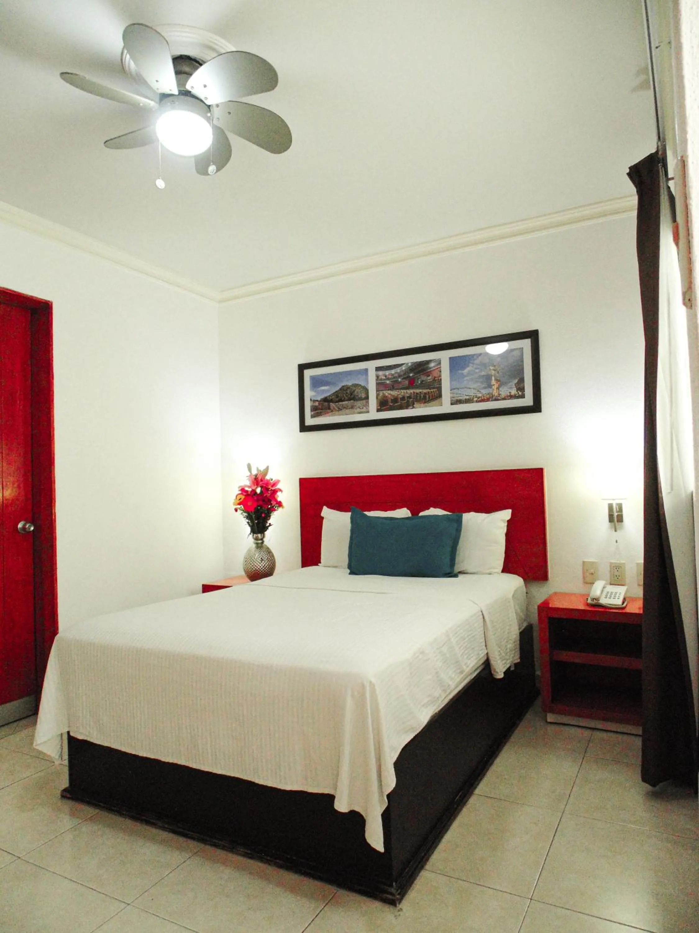 Bed in Hotel River Poliforum