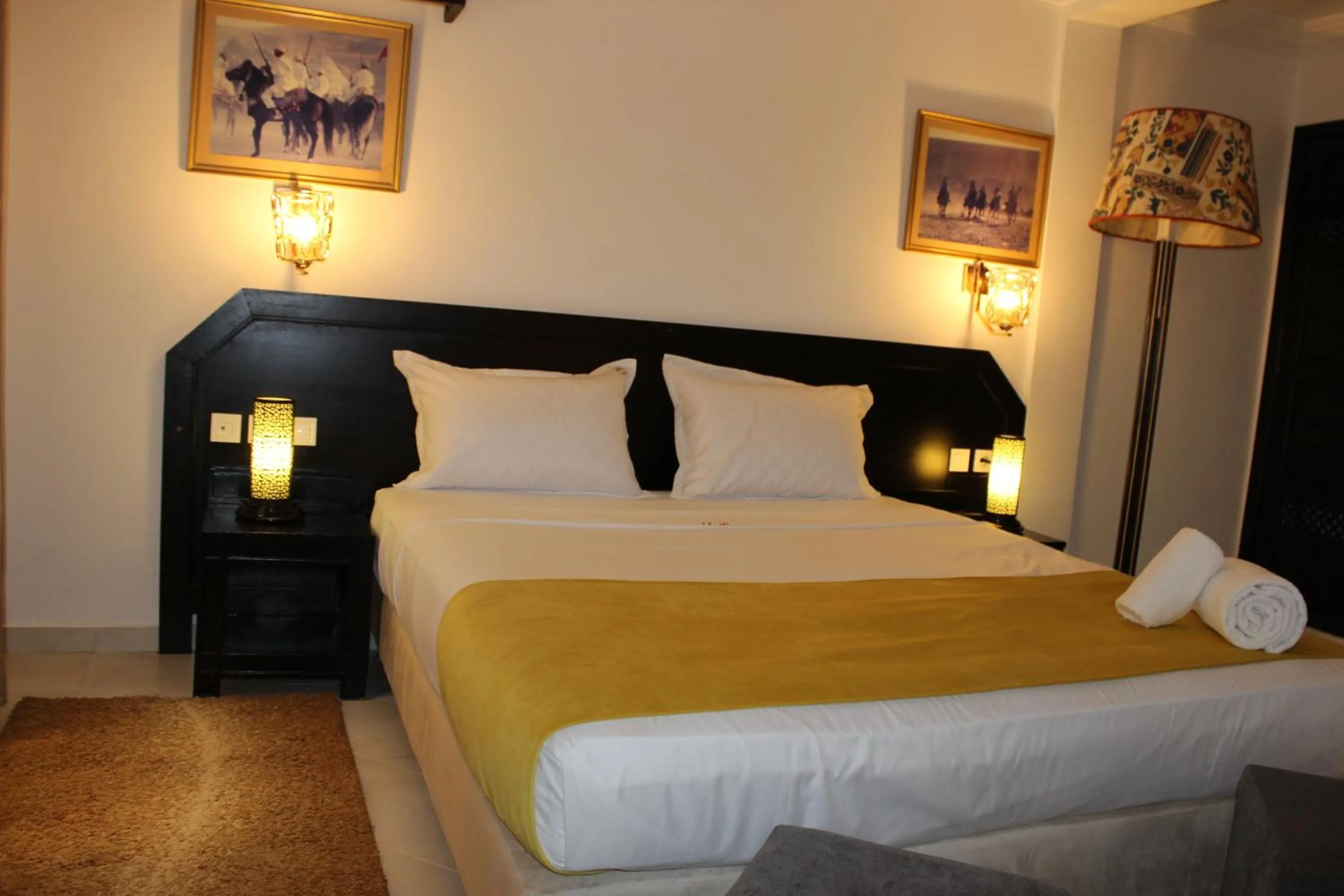 Photo of the whole room, Bed in Majorel Pearl Hotel-Riad-Restaurant Piscine&Spa