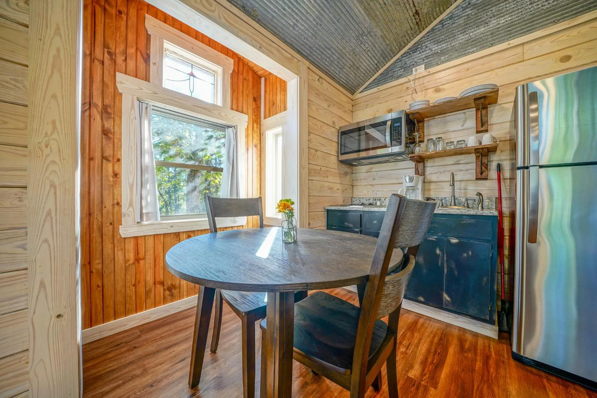 Kitchen or kitchenette in Starlight Haven Hot Springs