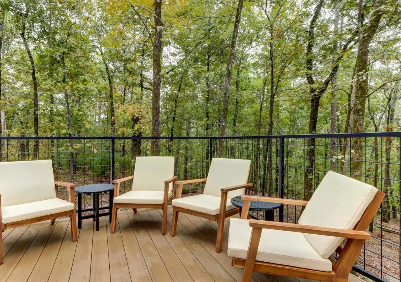 Patio in Starlight Haven Hot Springs