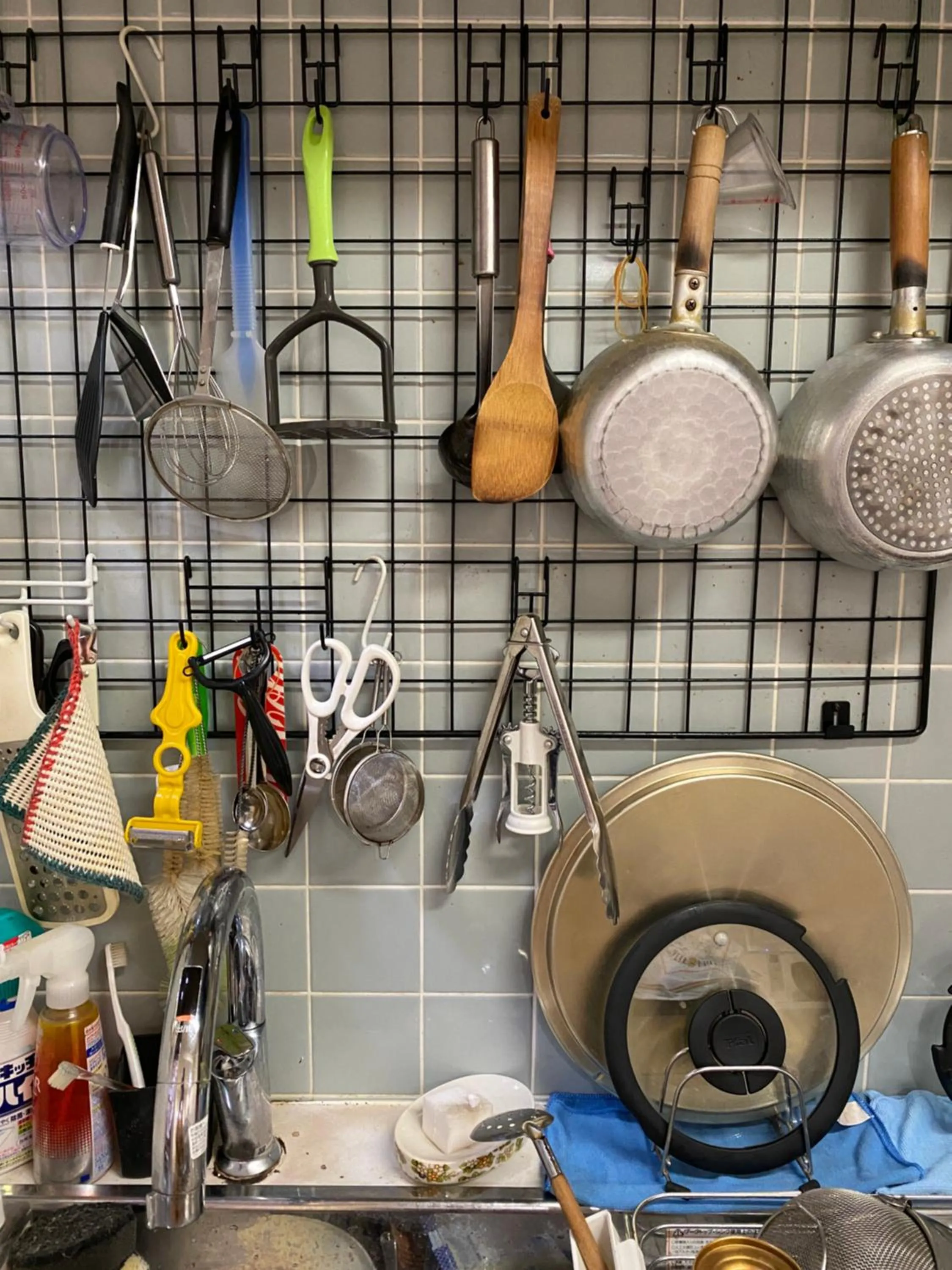 Communal kitchen in Guesthouse KYOTO COMPASS