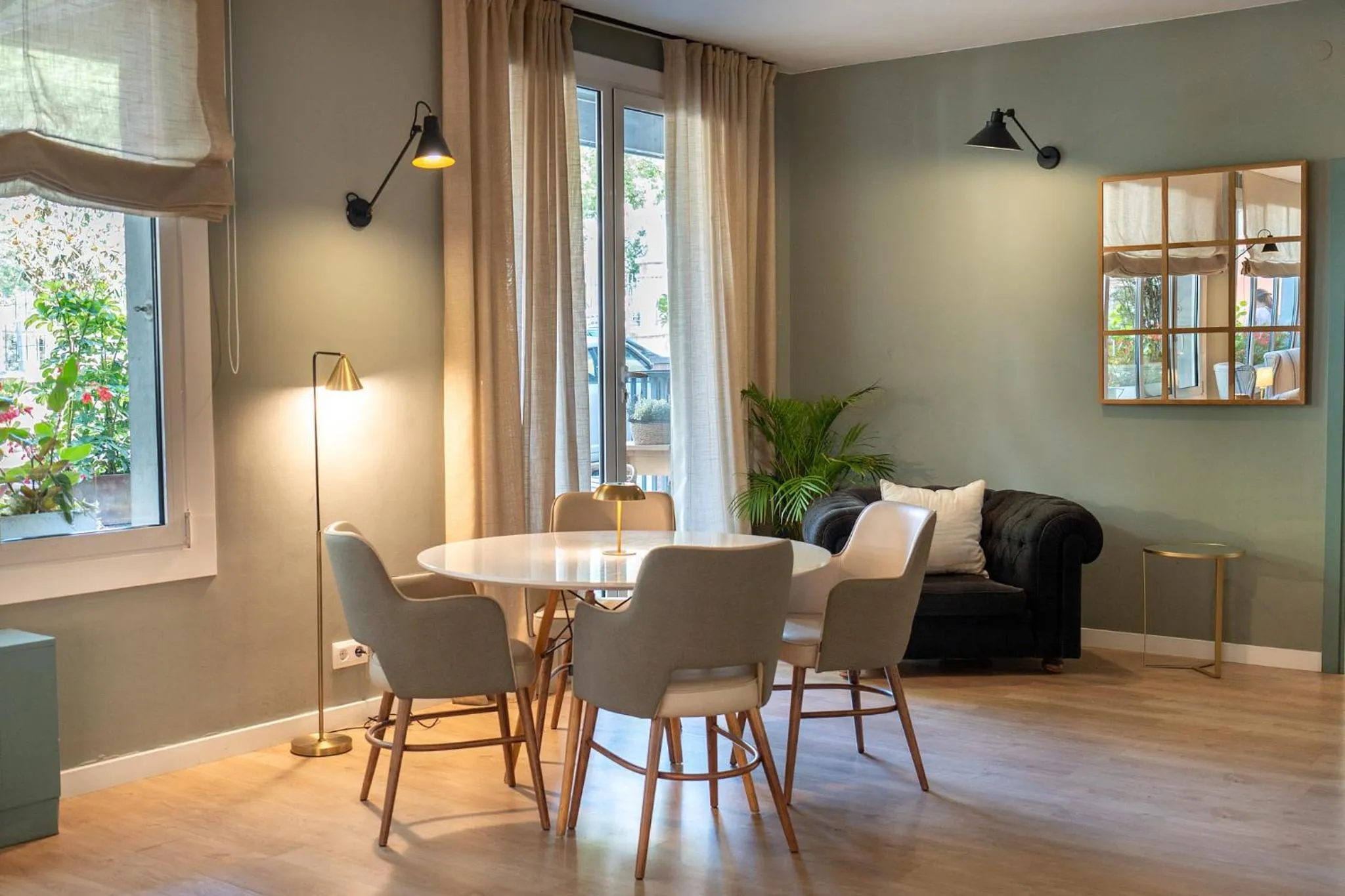 Lobby or reception in Tres Torres Atiram Hotel