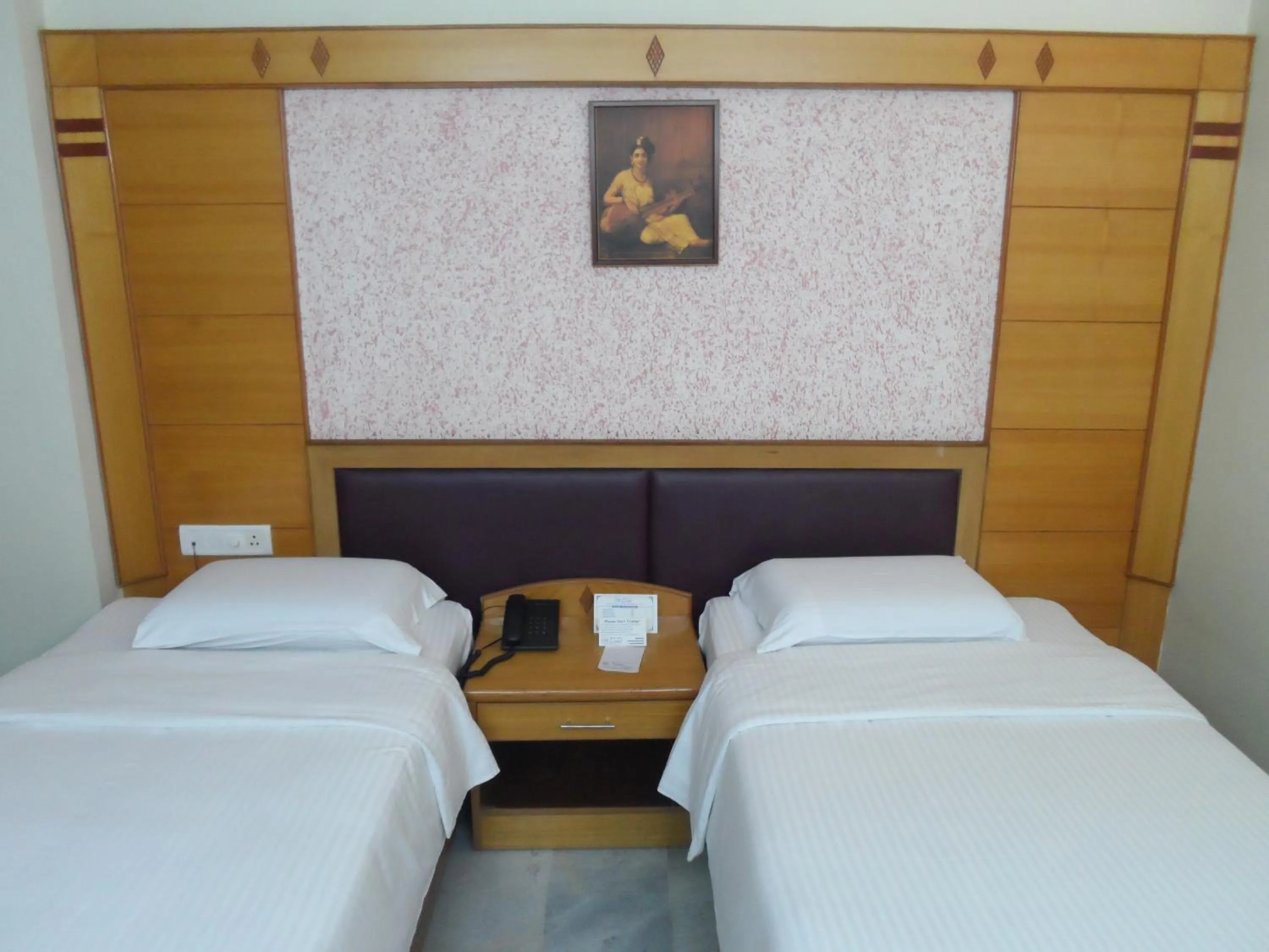 Bedroom, Bed in Hotel PLR Grand
