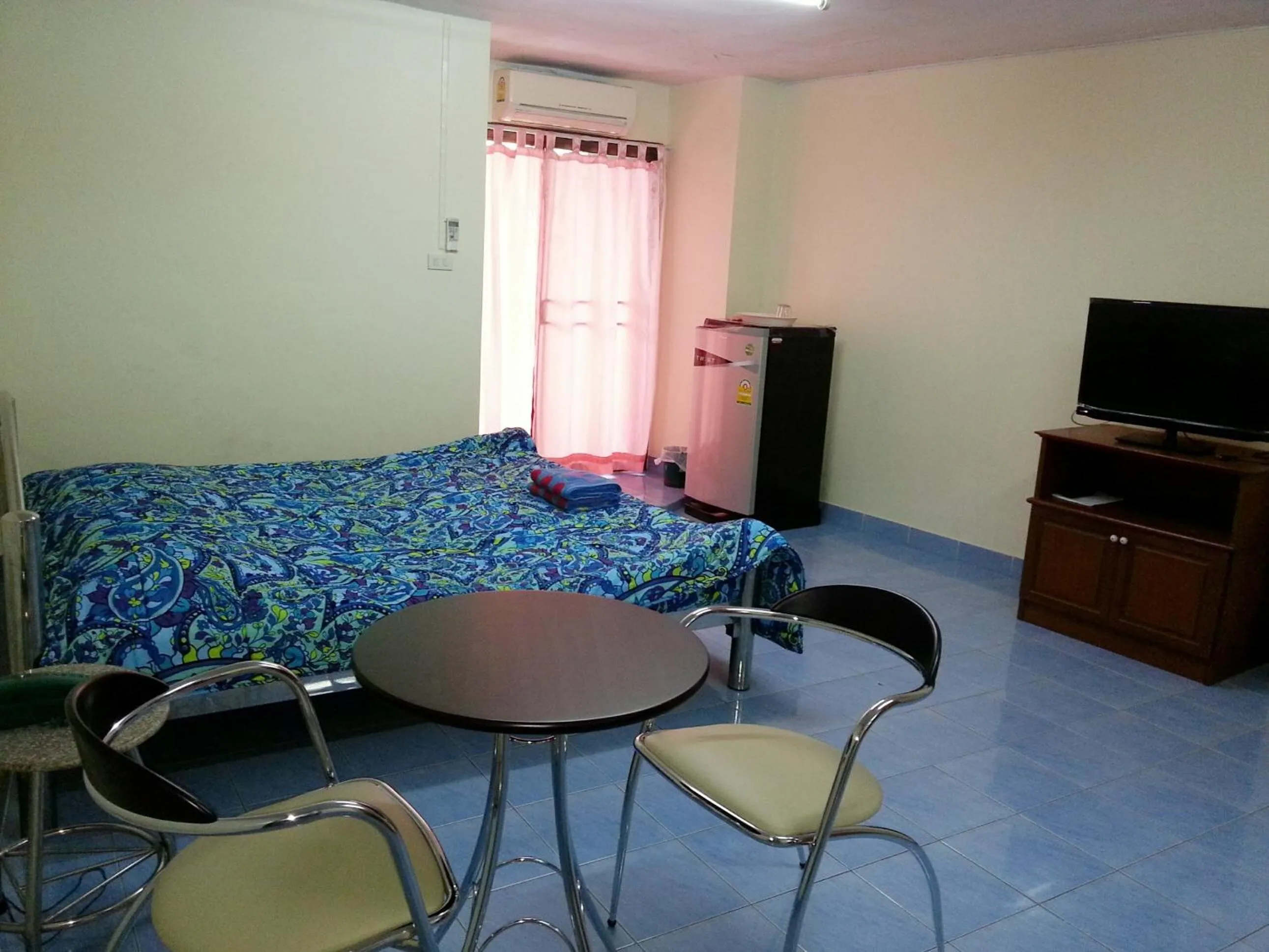 Photo of the whole room, Bed in S.K. Residence