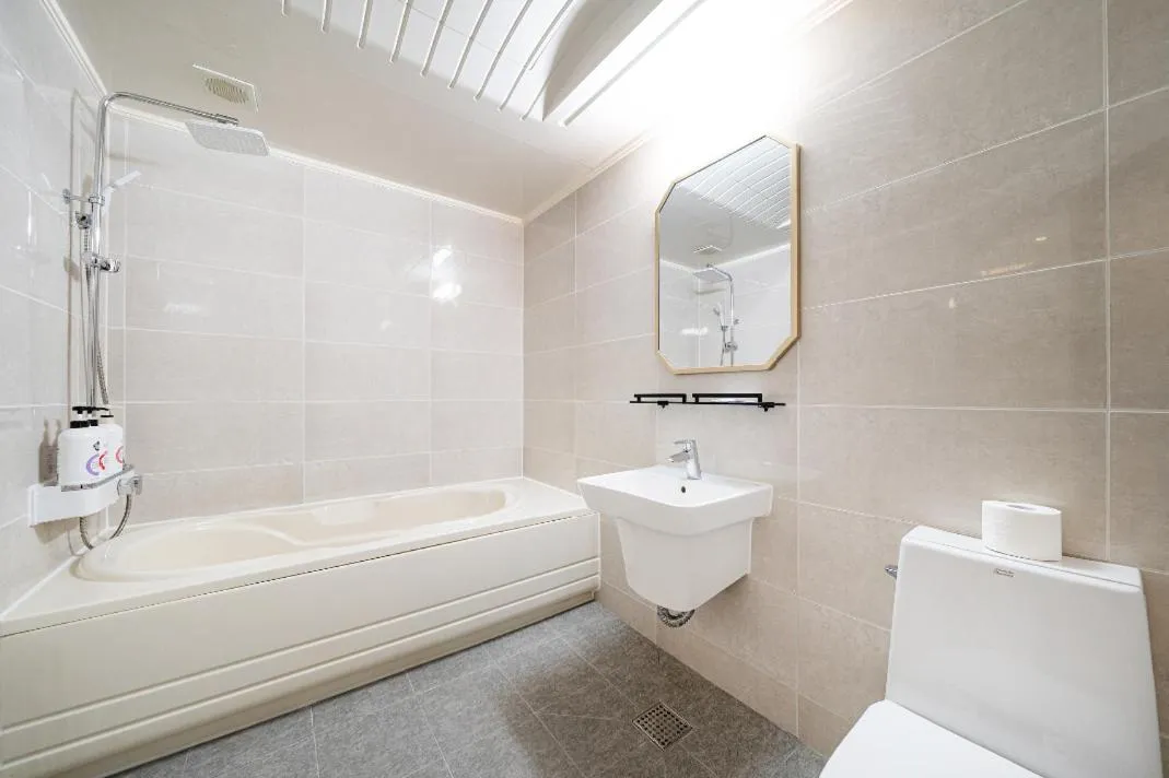 Bathroom in Bundang Regency Hotel