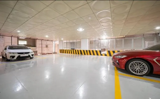 Parking in Bundang Regency Hotel