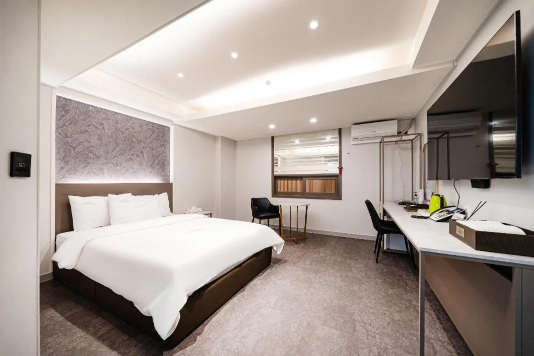 Bundang Regency Hotel