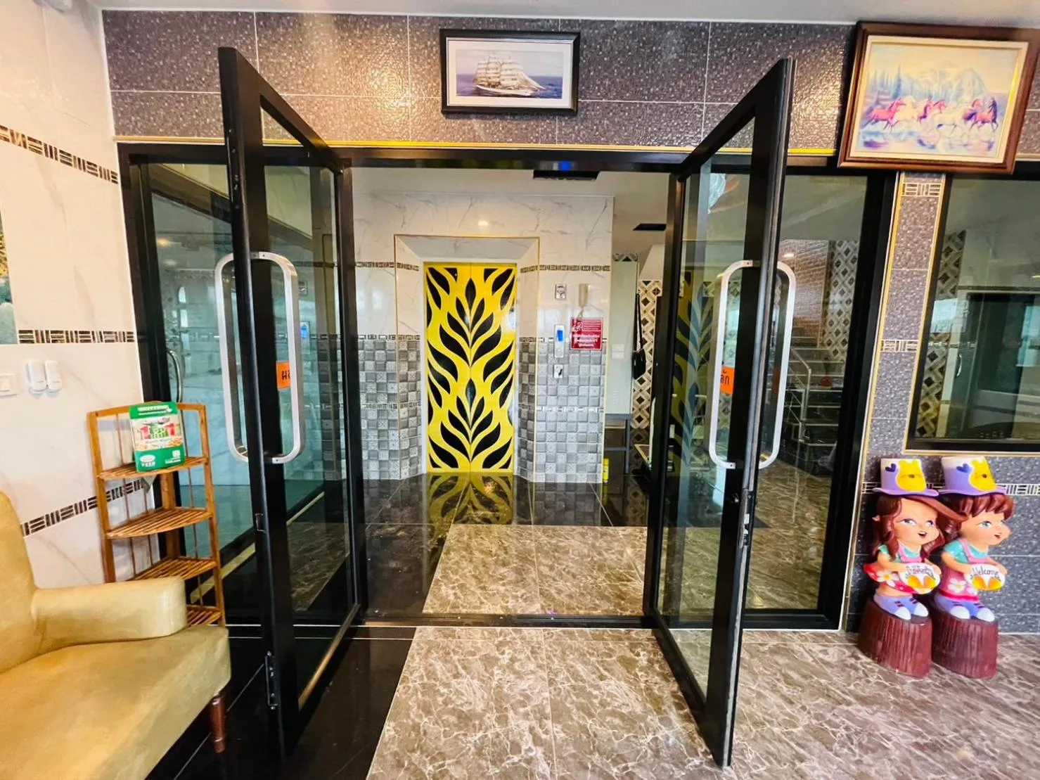 Lobby or reception in โรงแรมเรือนคุณเล็ก กานต์สินี