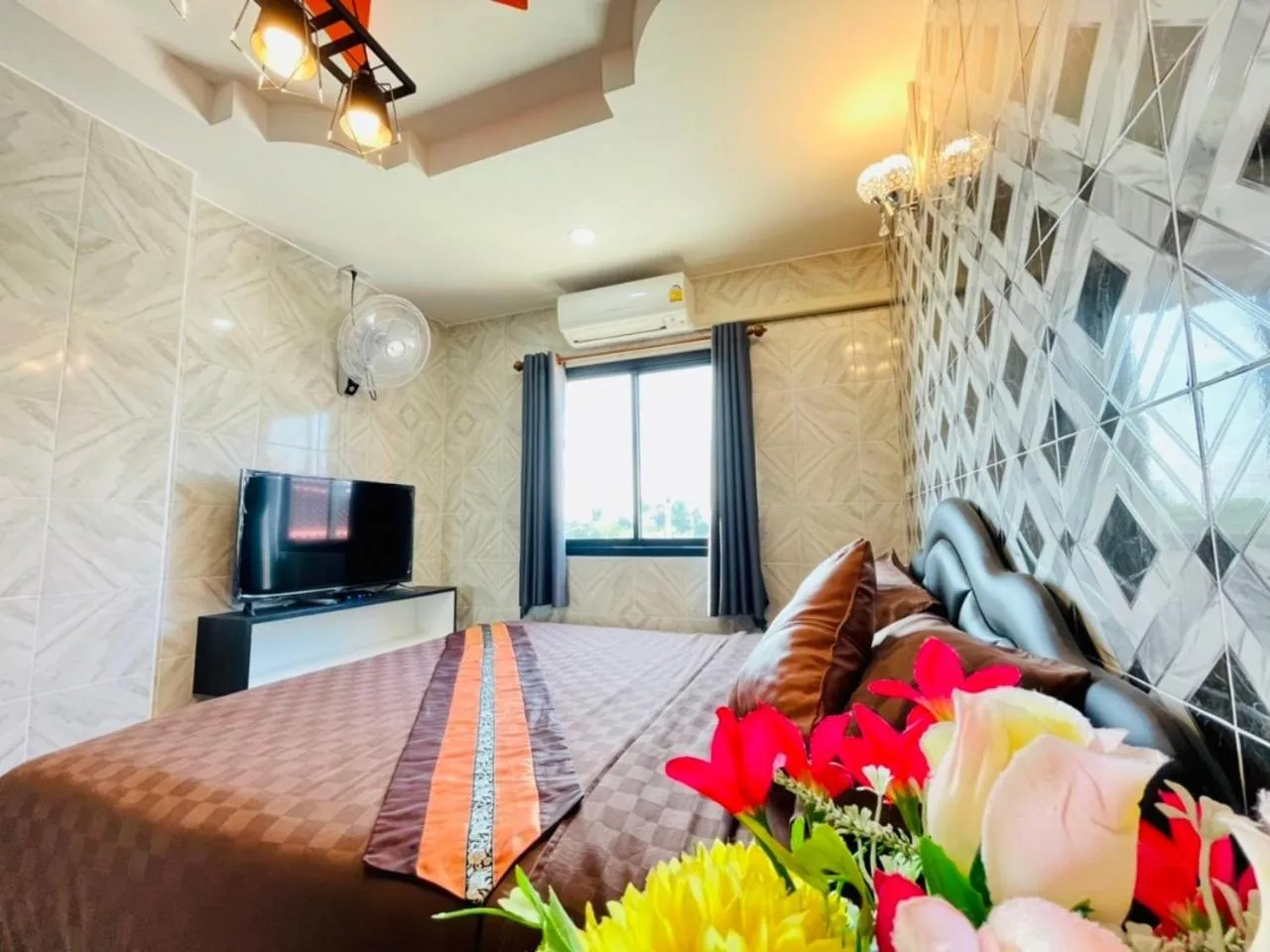 Bedroom, Bed in โรงแรมเรือนคุณเล็ก กานต์สินี