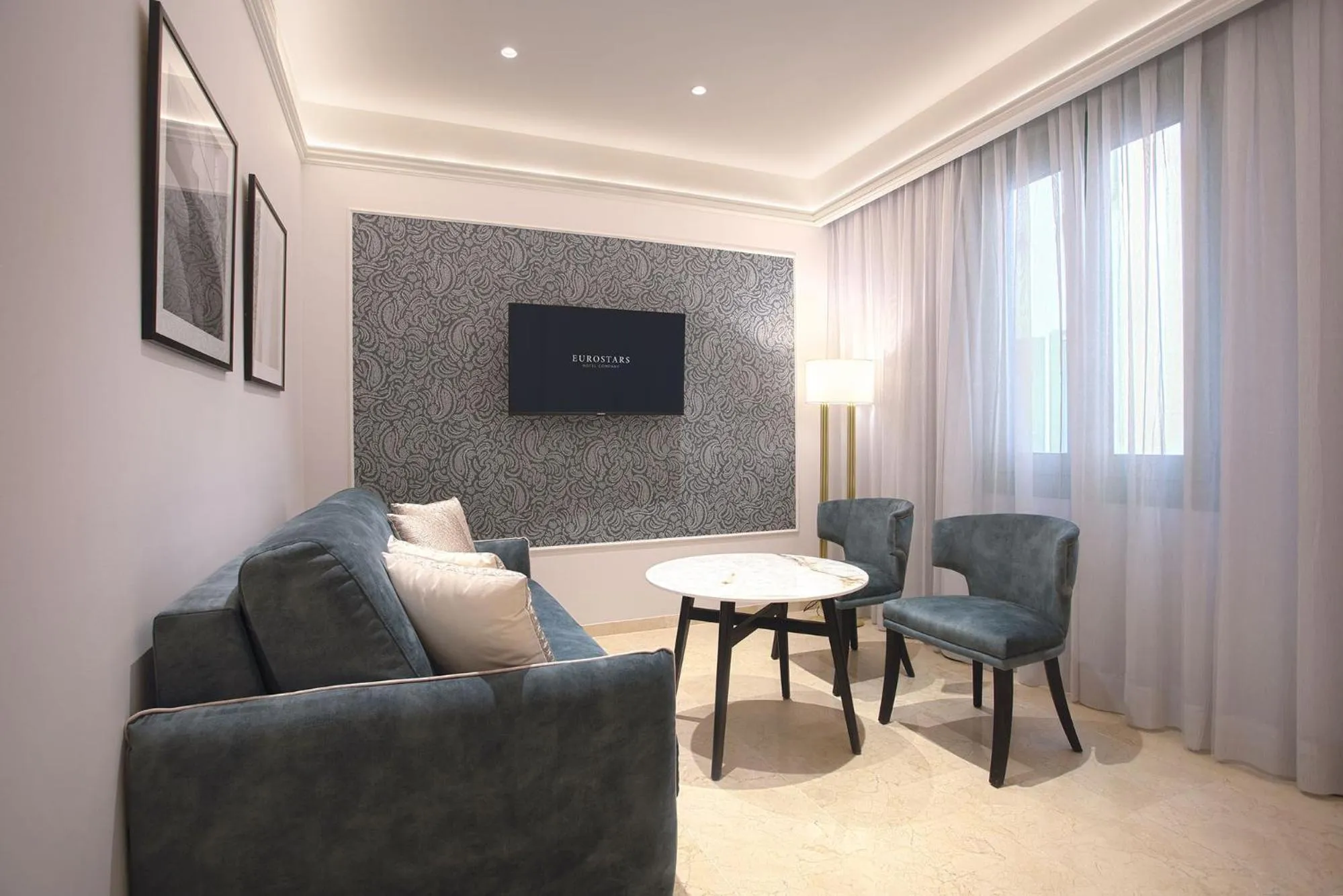 TV and multimedia in Exe Laietana Palace