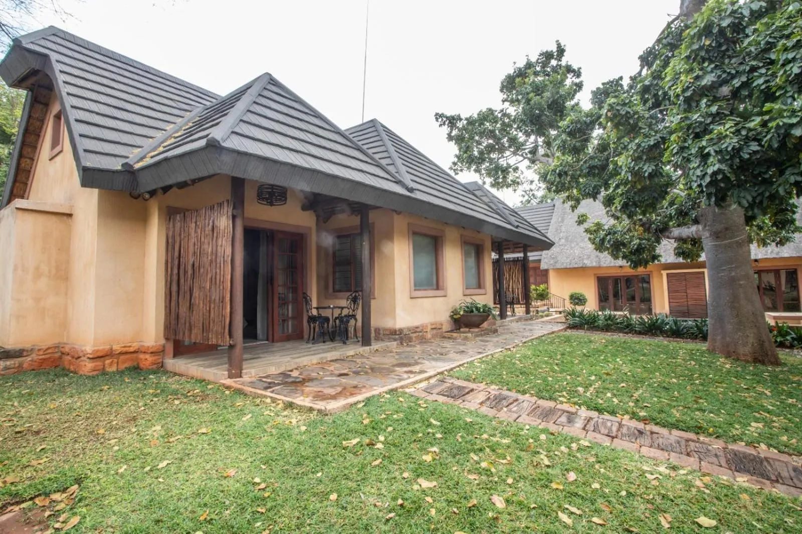 Lapeng Guest Lodge