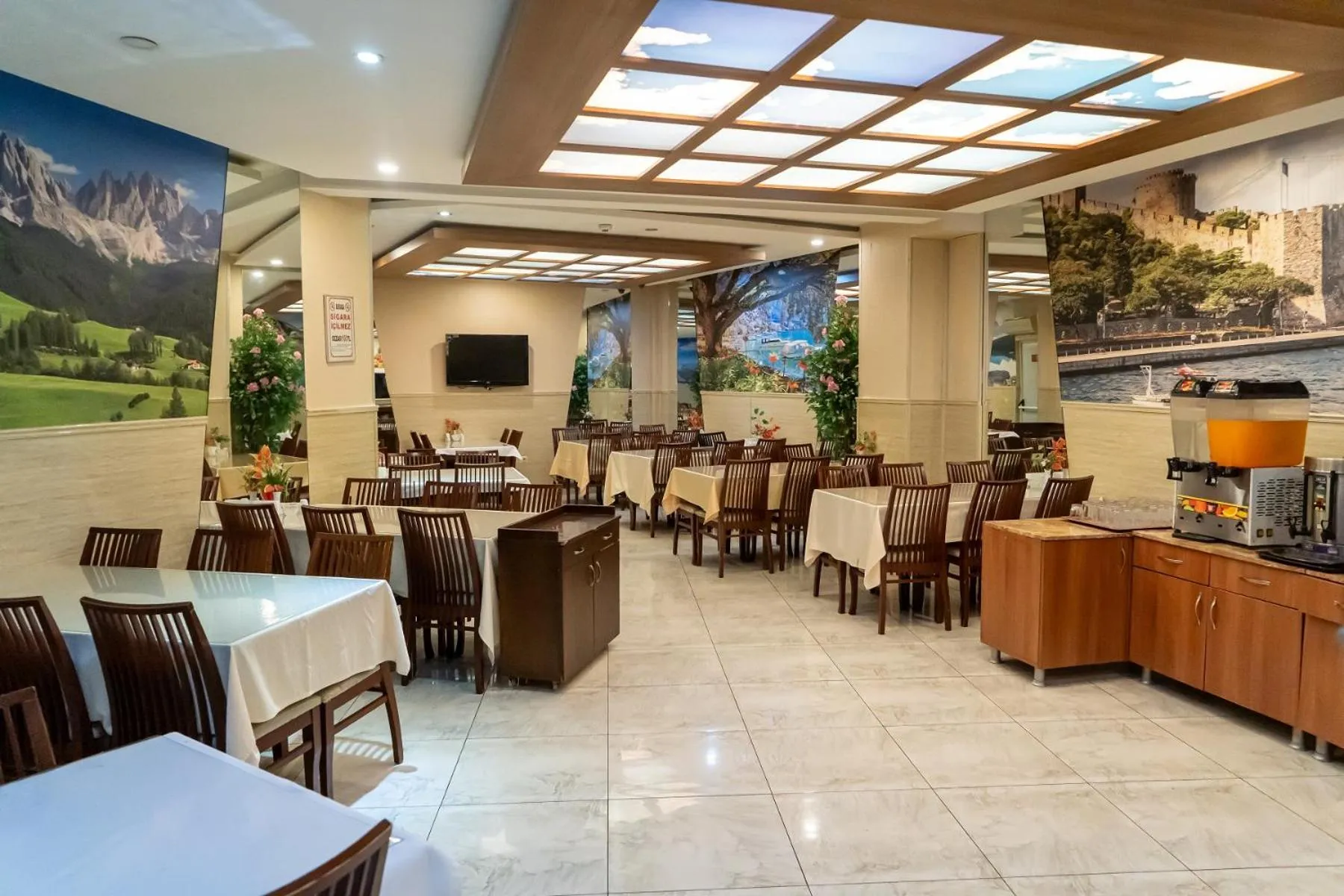 Restaurant/places to eat in The City Port Hotel