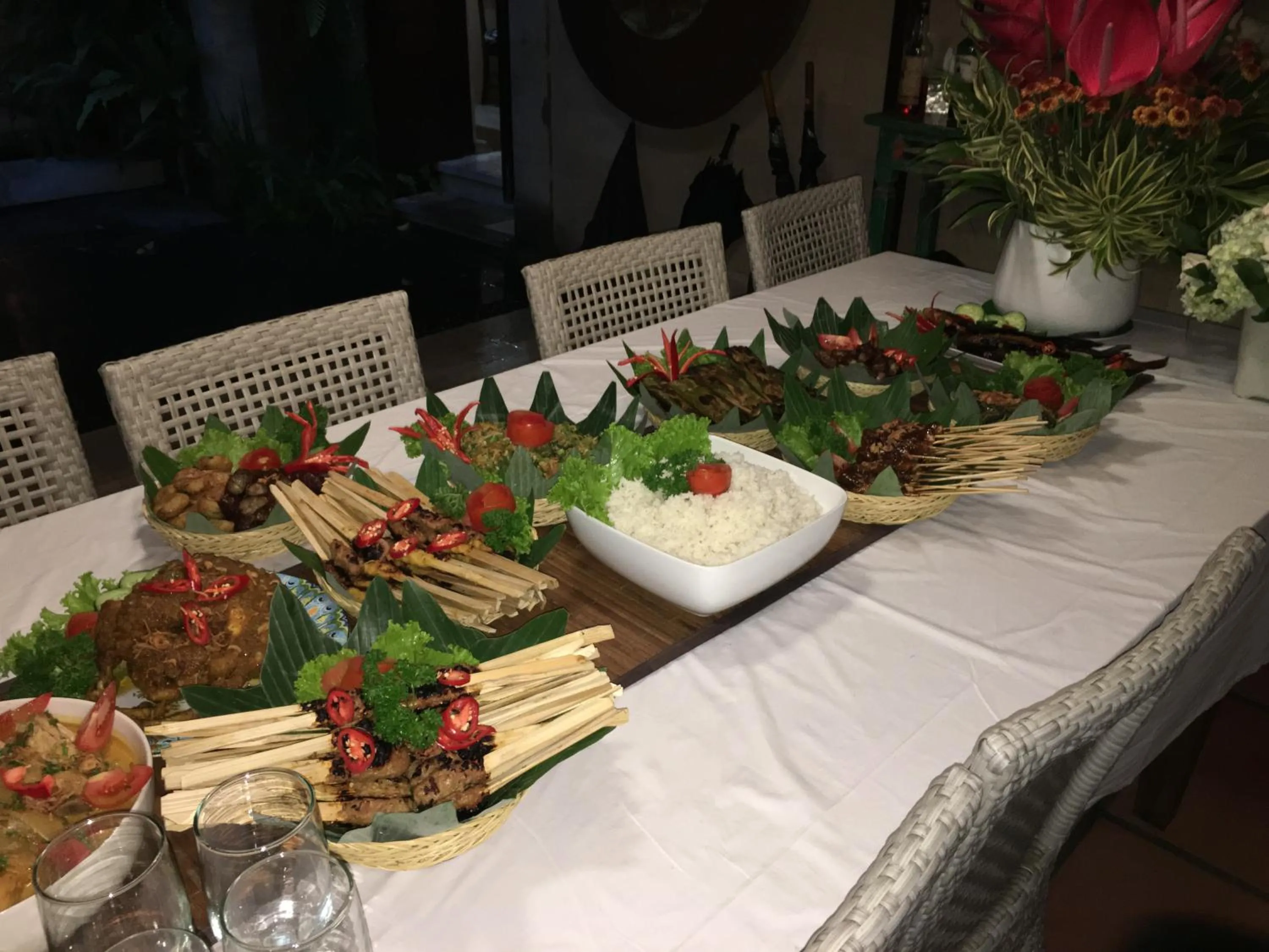 Dinner in Villa Elleo