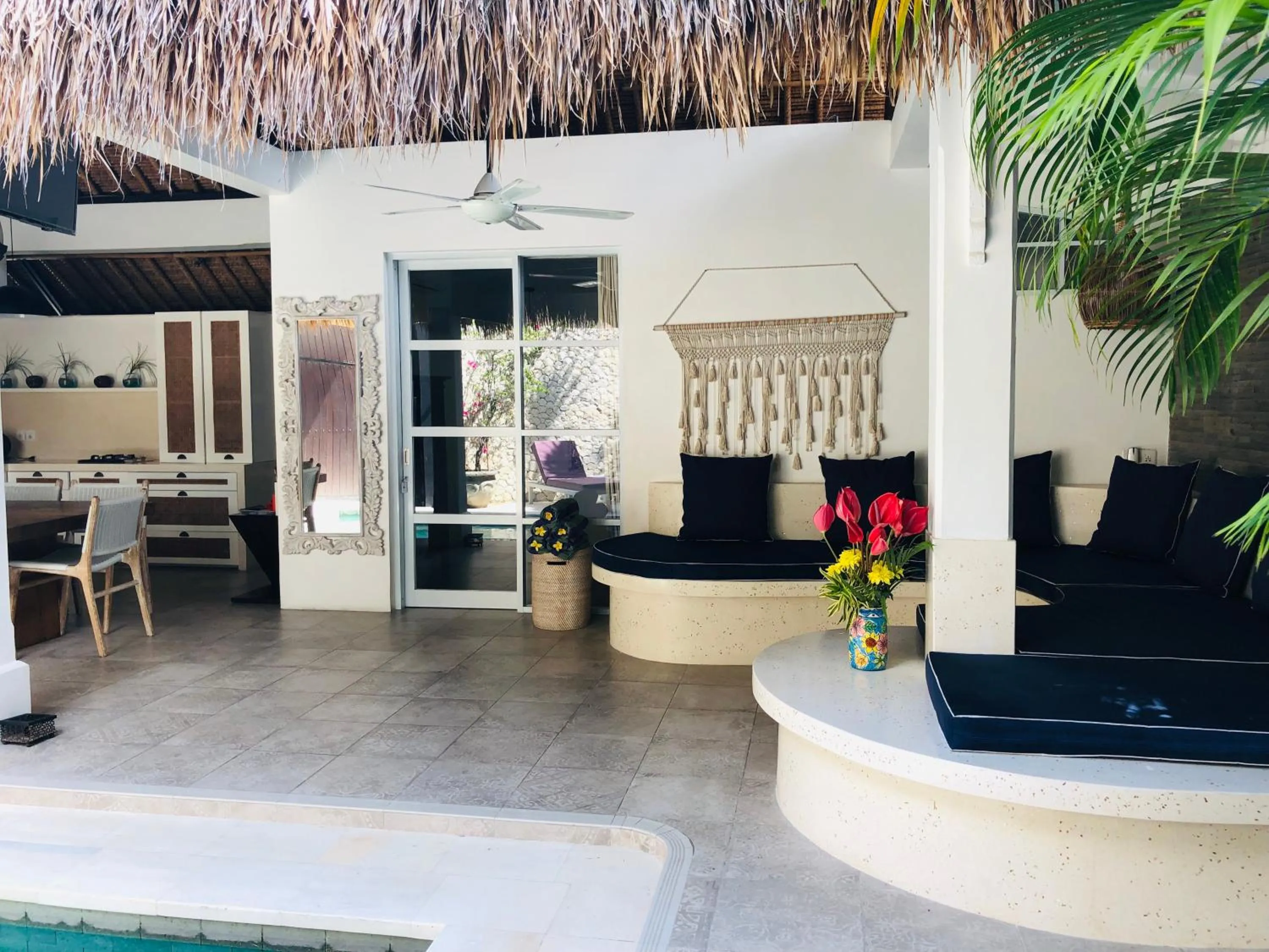 Patio in Villa Elleo