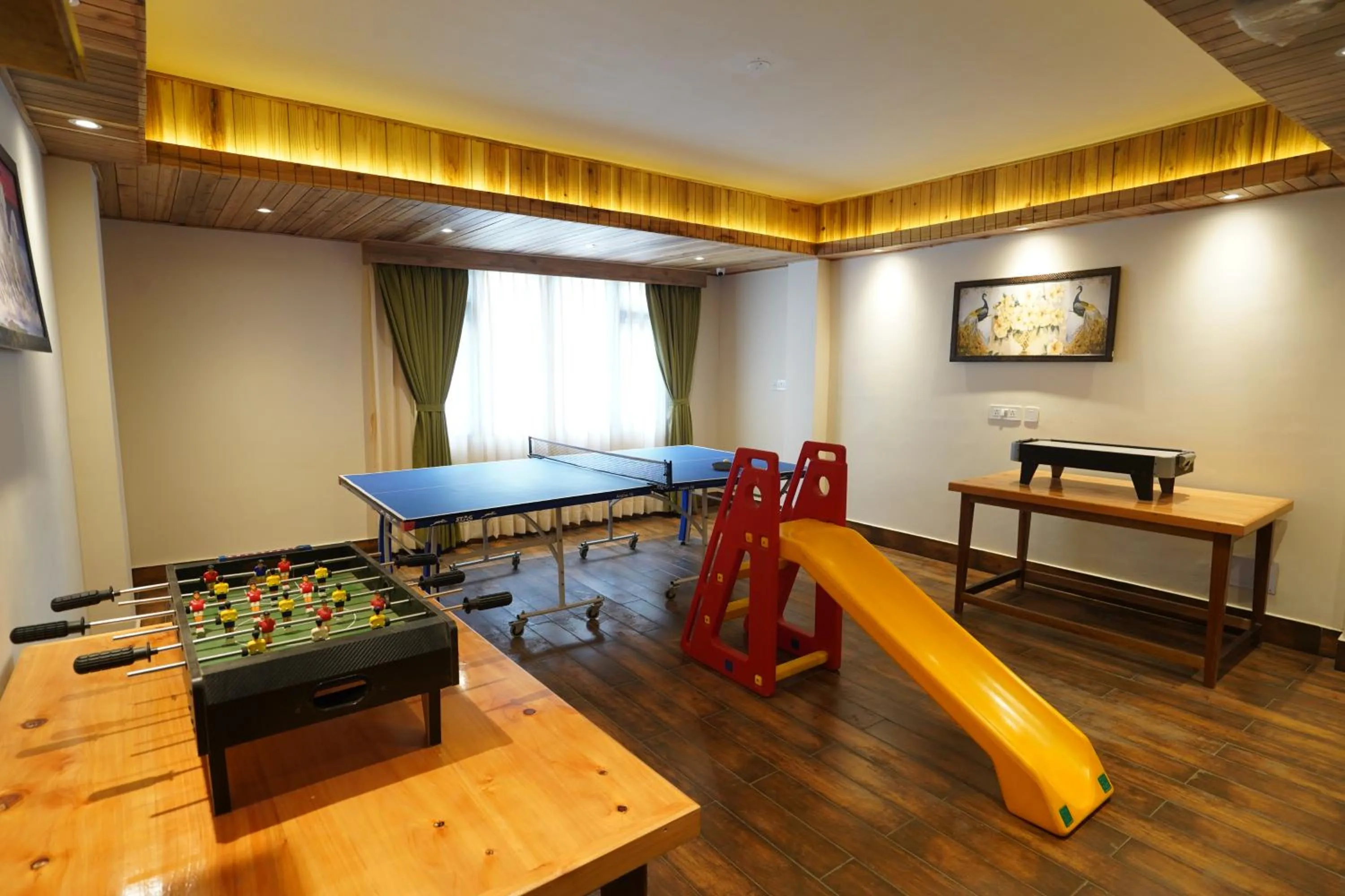 Game Room in Mount Magnolia Boutique Hotel & Spa