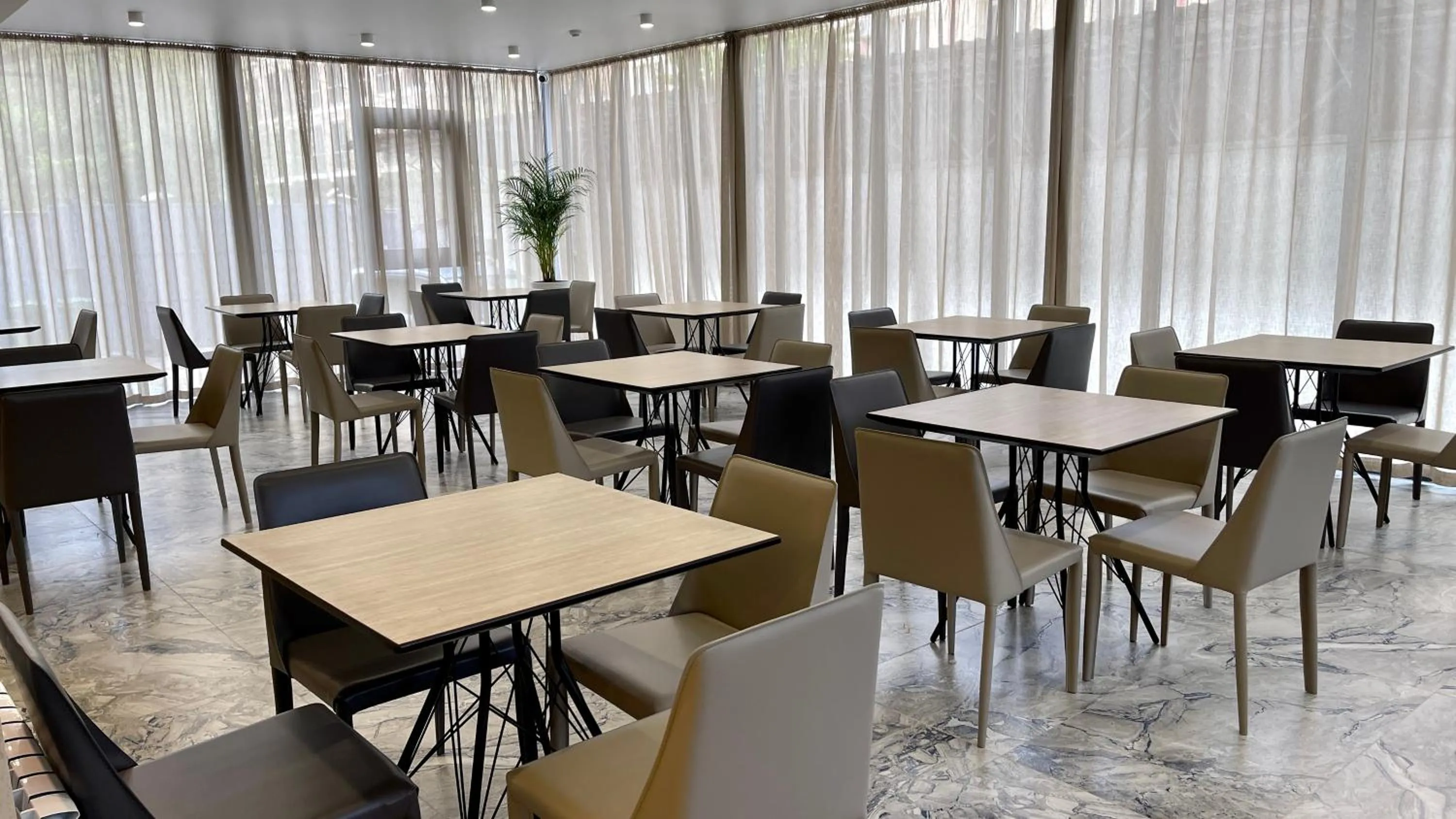 Restaurant/places to eat in My Hotel Bishkek