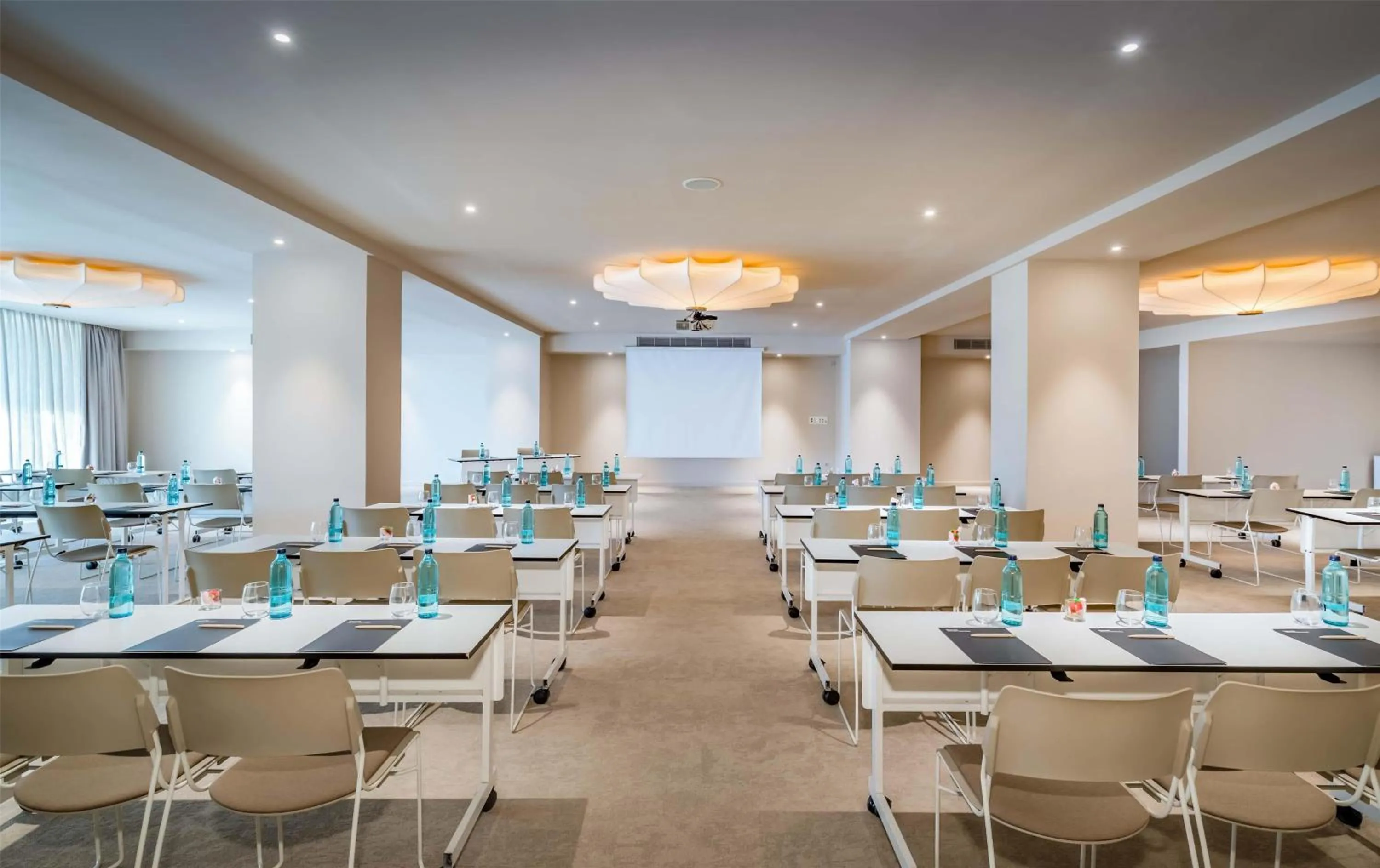 Meeting/conference room in Barceló Bilbao Nervión