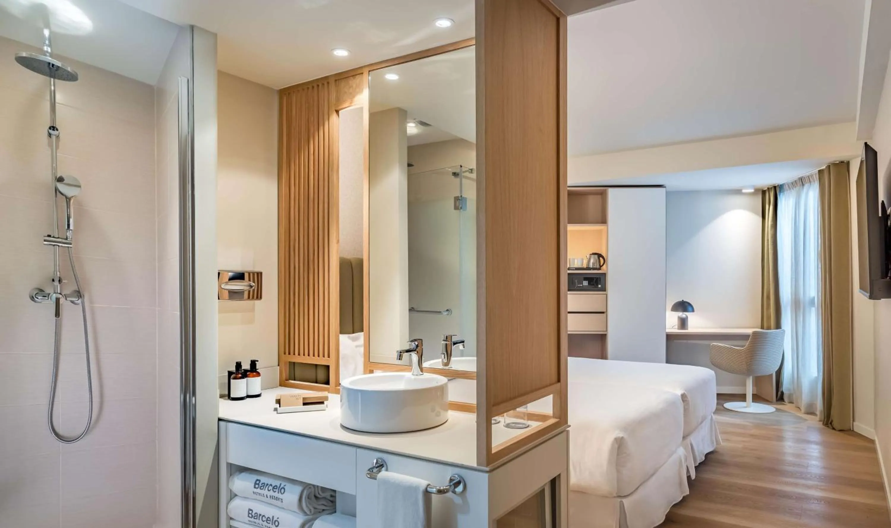 Bed in Barceló Bilbao Nervión