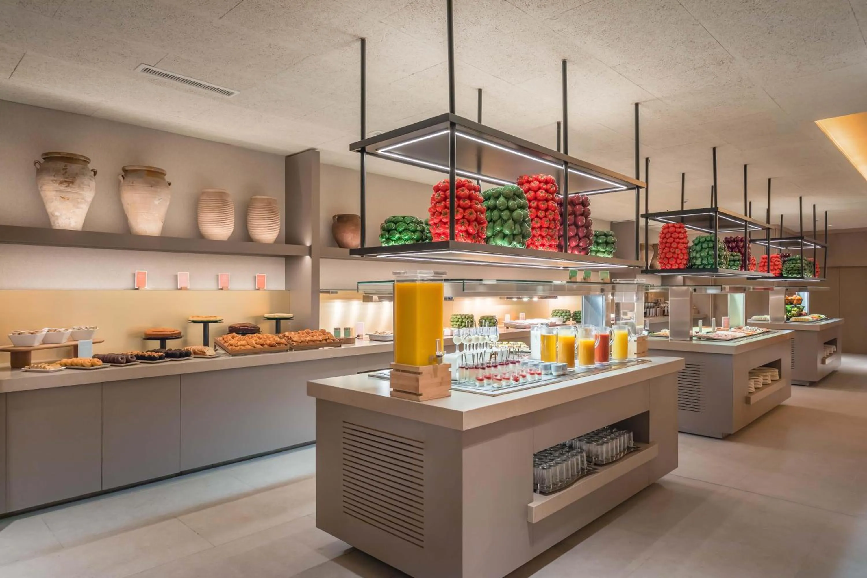 Restaurant/places to eat in Barceló Bilbao Nervión