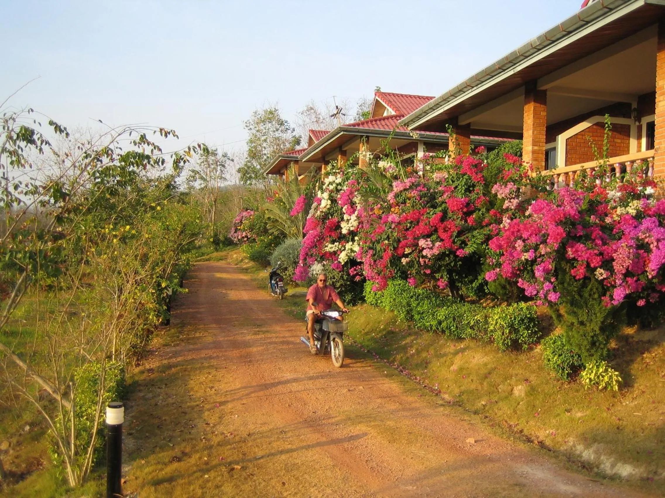 Facade/entrance in Freedom Estate sea view Apartments
