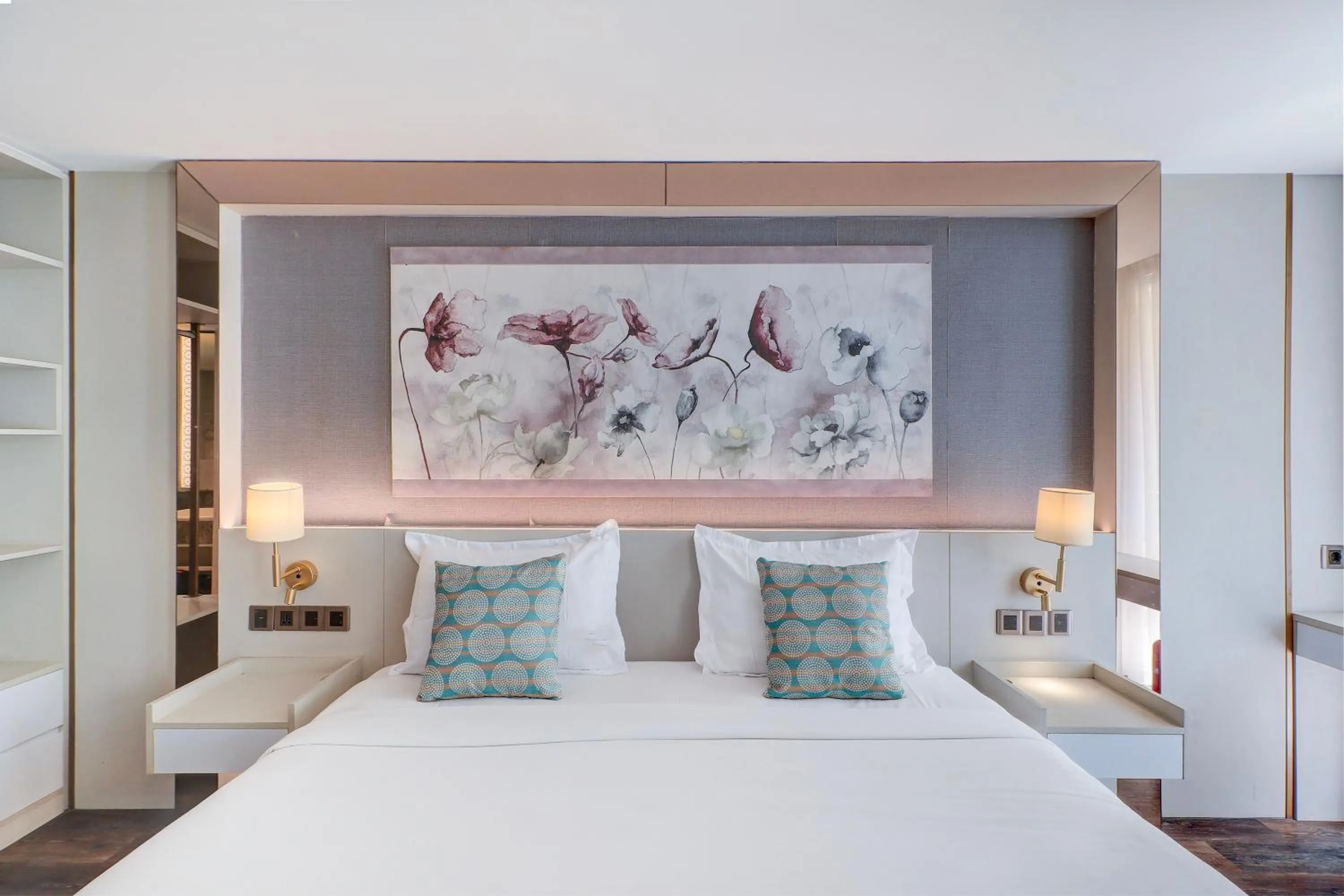 Bedroom, Bed in Sunday Hotel Arshika Sunset Road