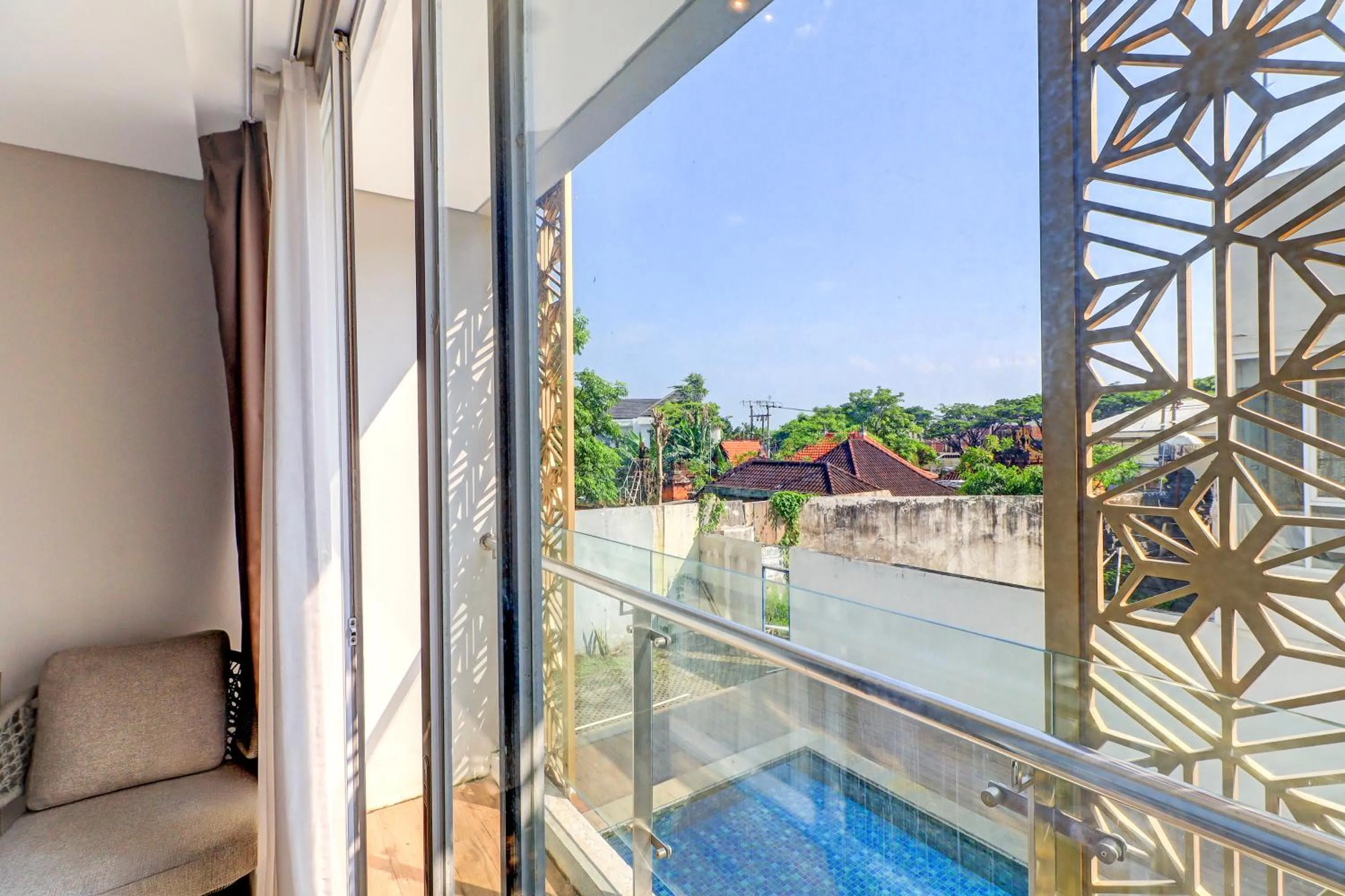 Balcony/Terrace in Sunday Hotel Arshika Sunset Road