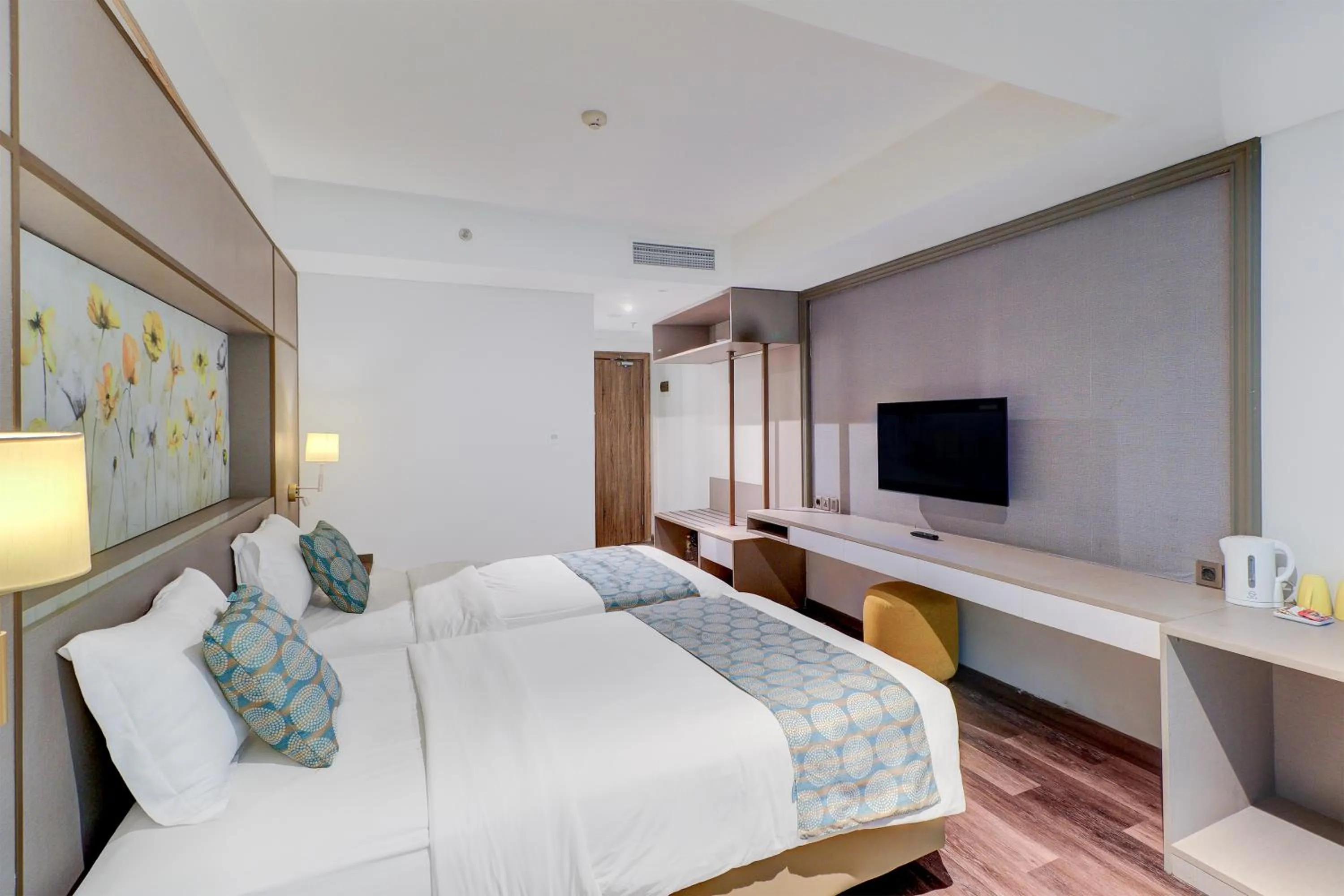 Bed in Sunday Hotel Arshika Sunset Road