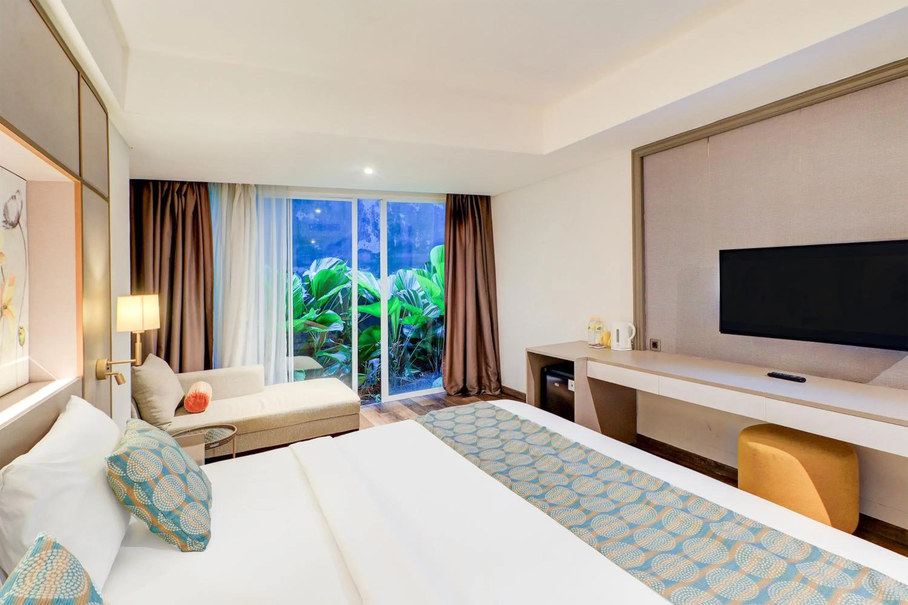 Bedroom, Bed in Sunday Hotel Arshika Sunset Road