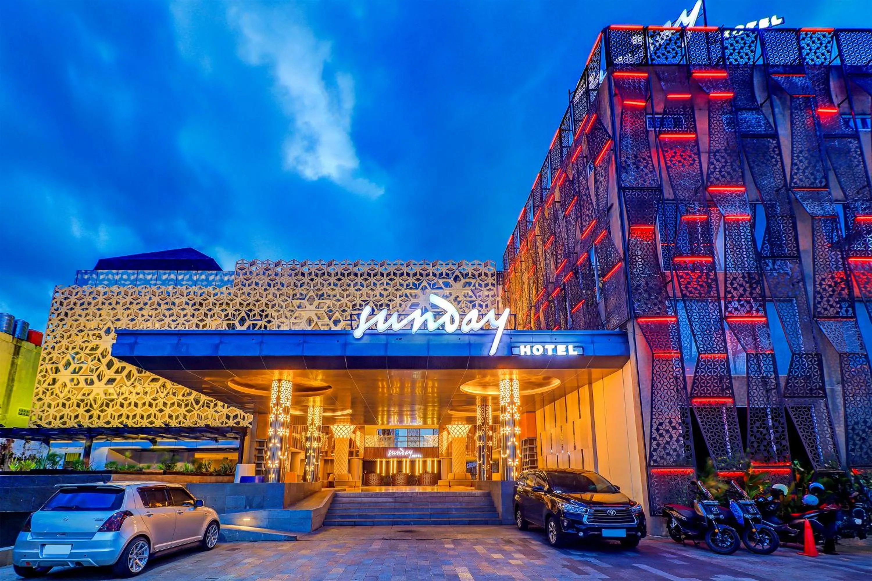 Facade/entrance in Sunday Hotel Arshika Sunset Road