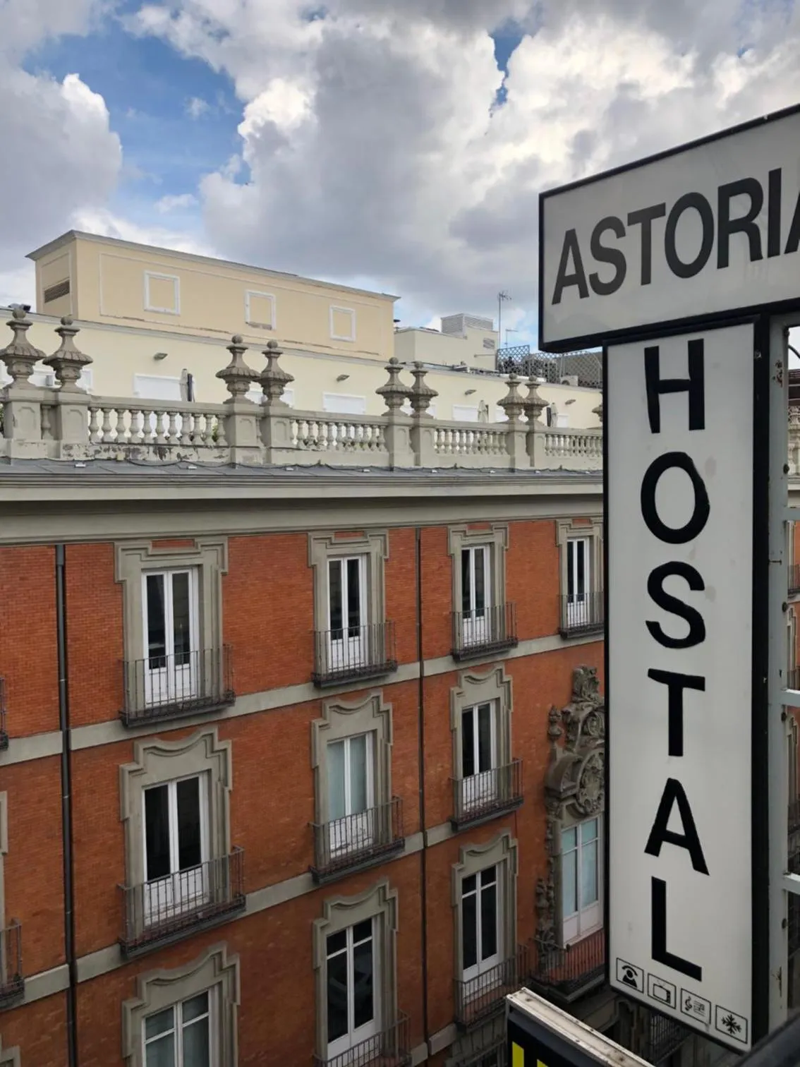 Hostal Astoria