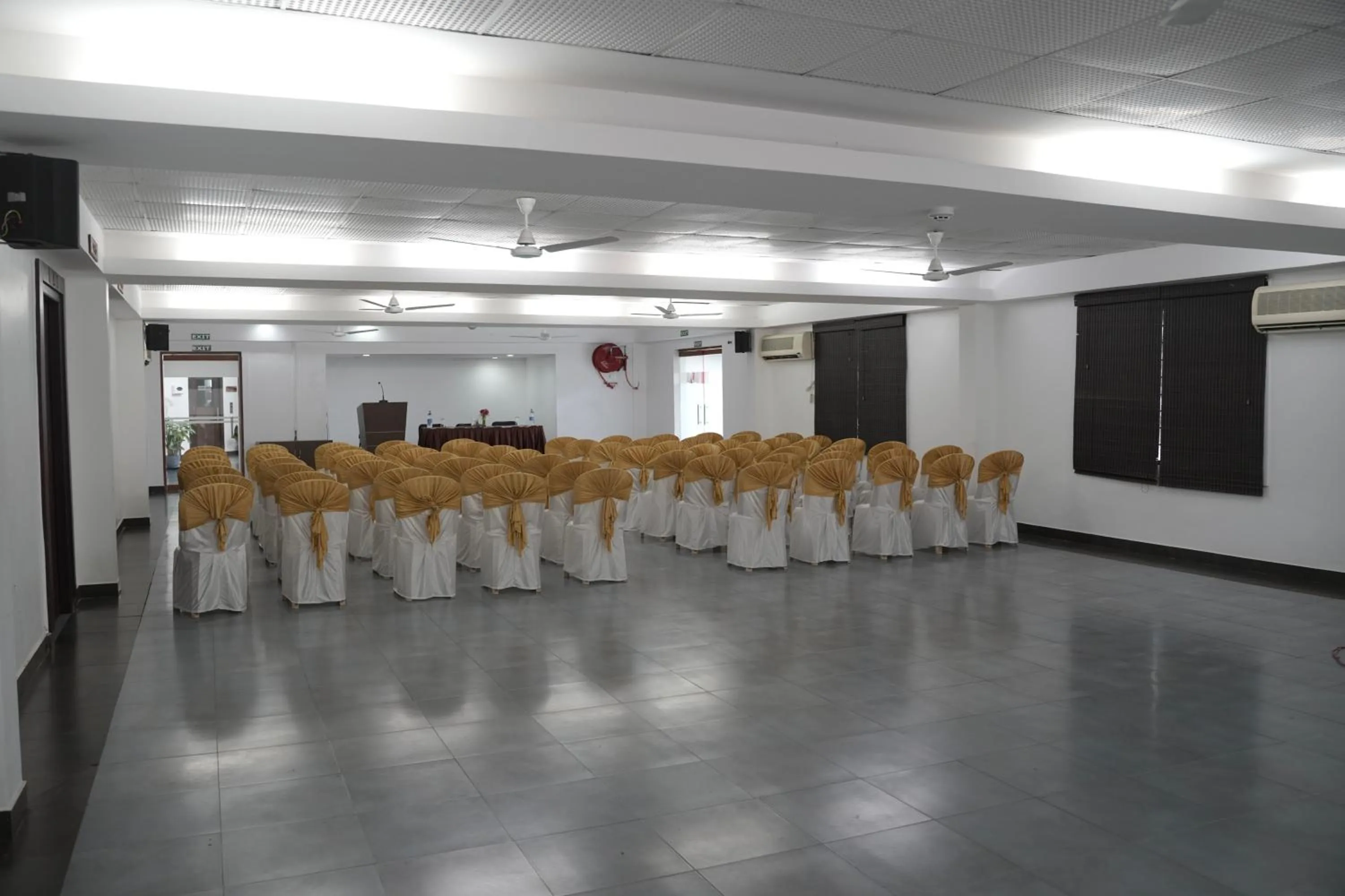 Property building, Banquet Facilities in Hotel Palm shore