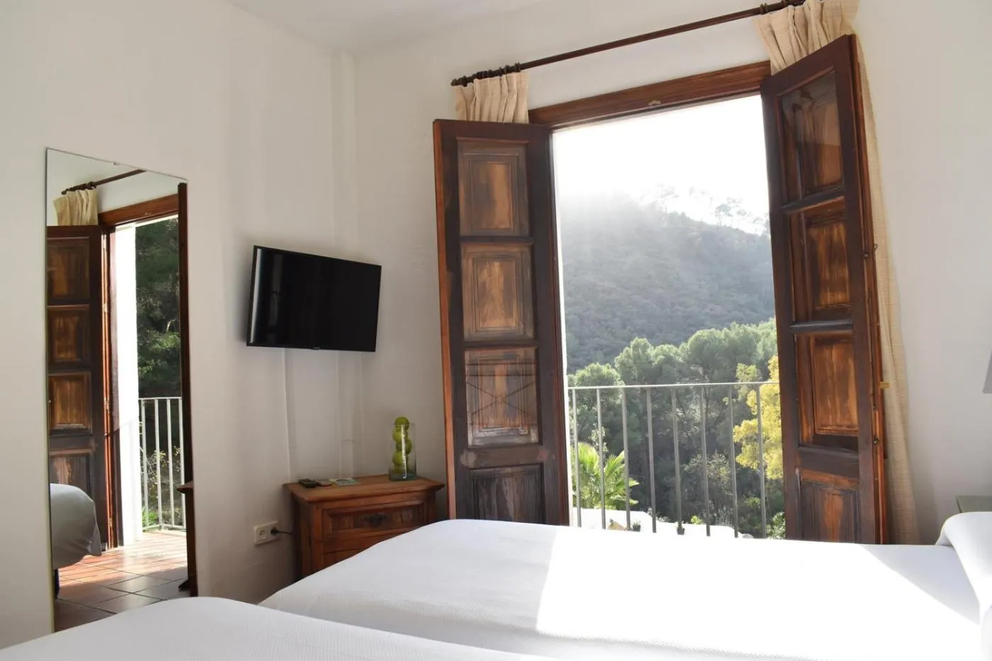 Bed in Hotel Humaina