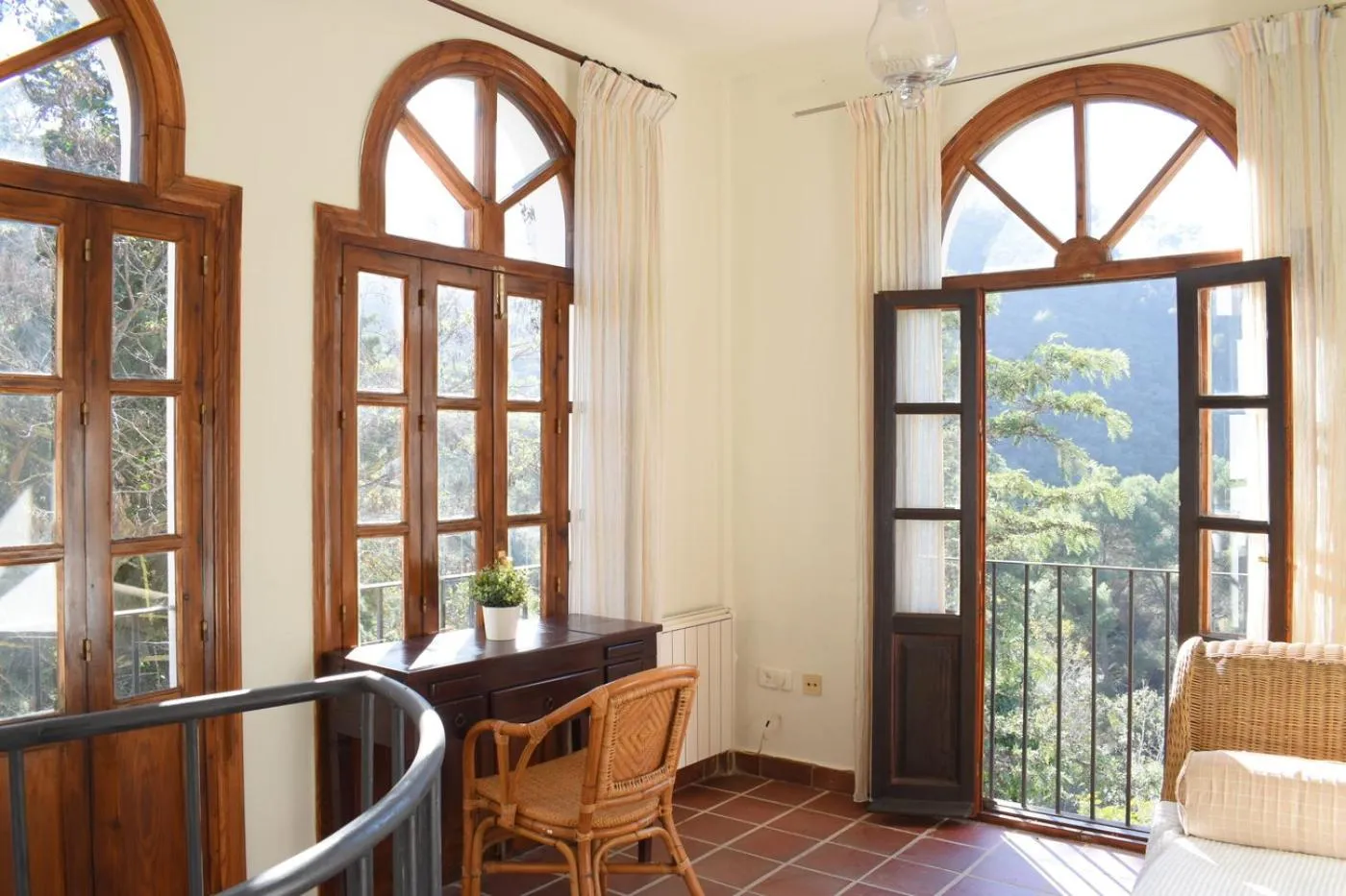 Balcony/Terrace in Hotel Humaina