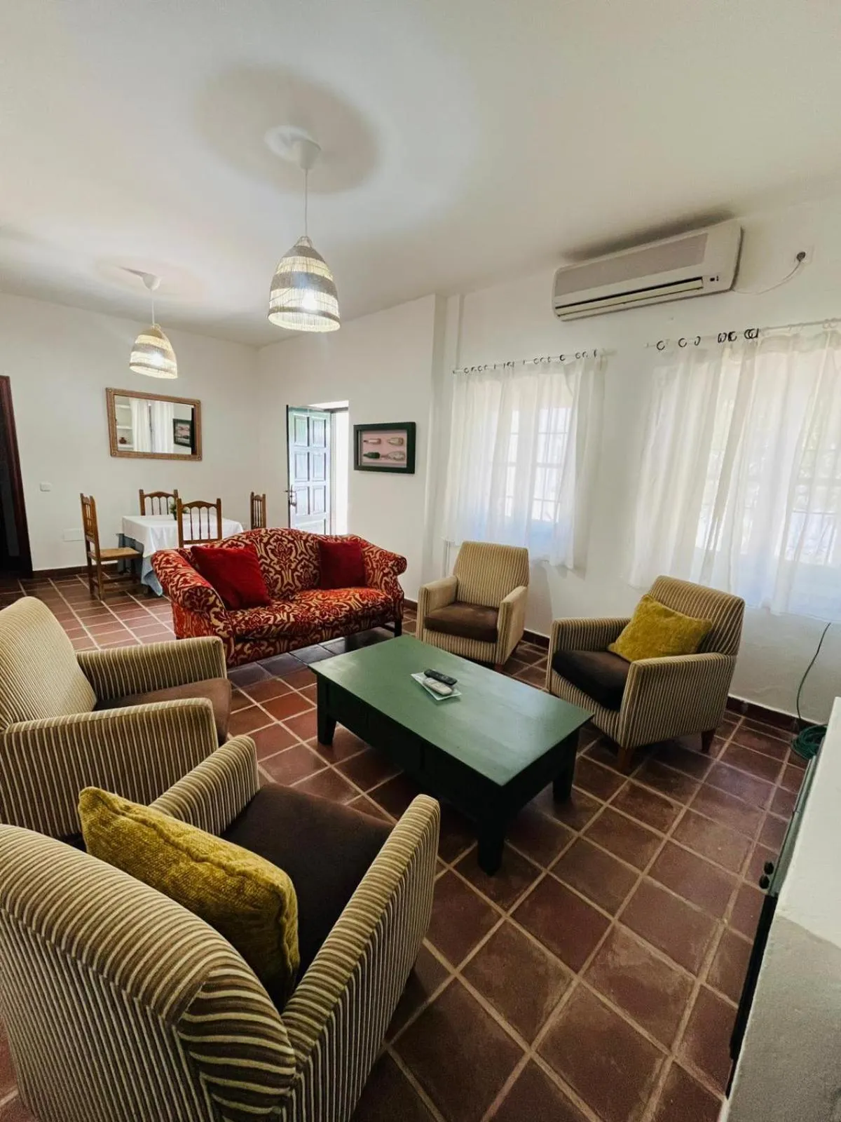 TV and multimedia in Hotel Humaina