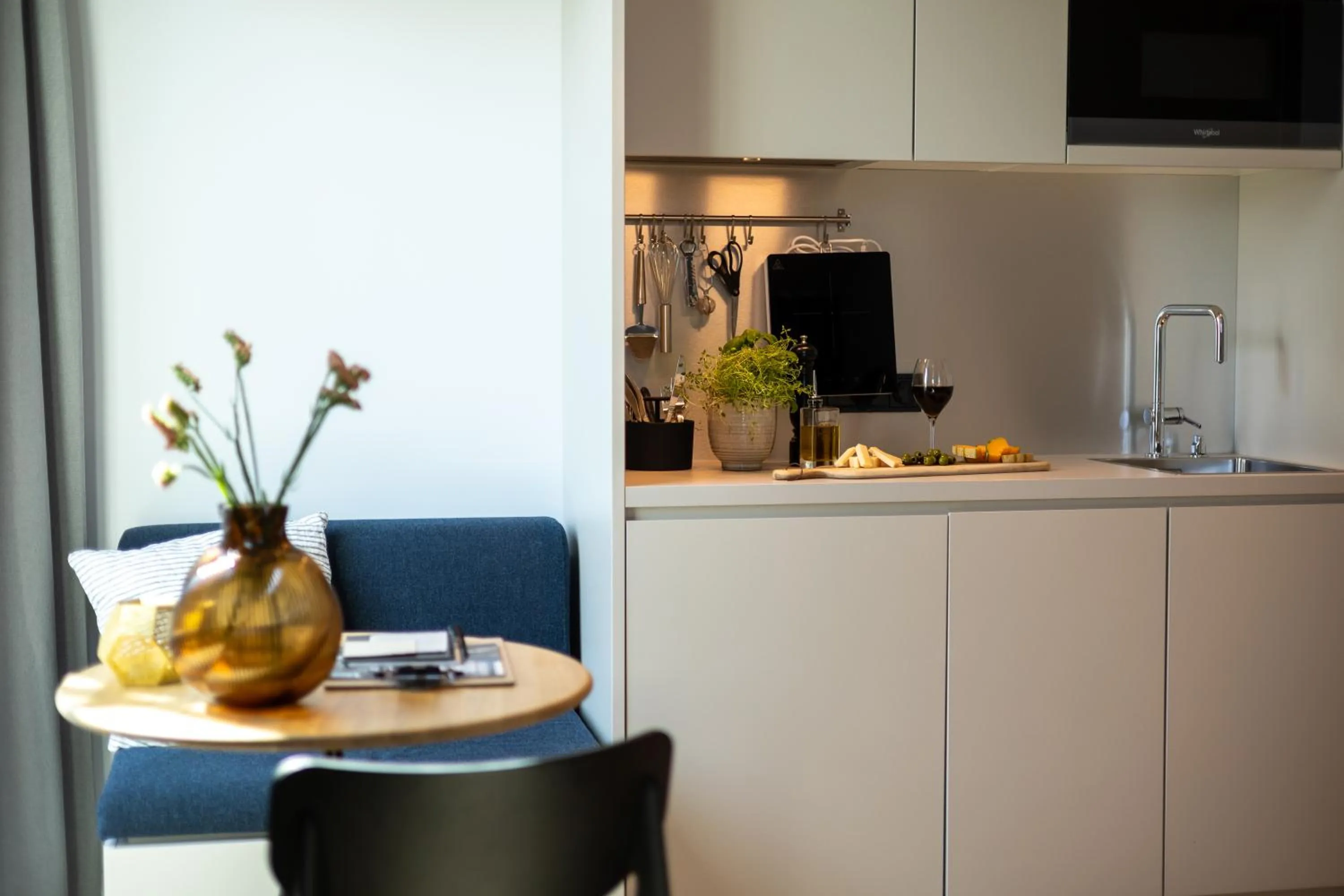 Kitchen or kitchenette in Unity Malmö - A Studio Hotel