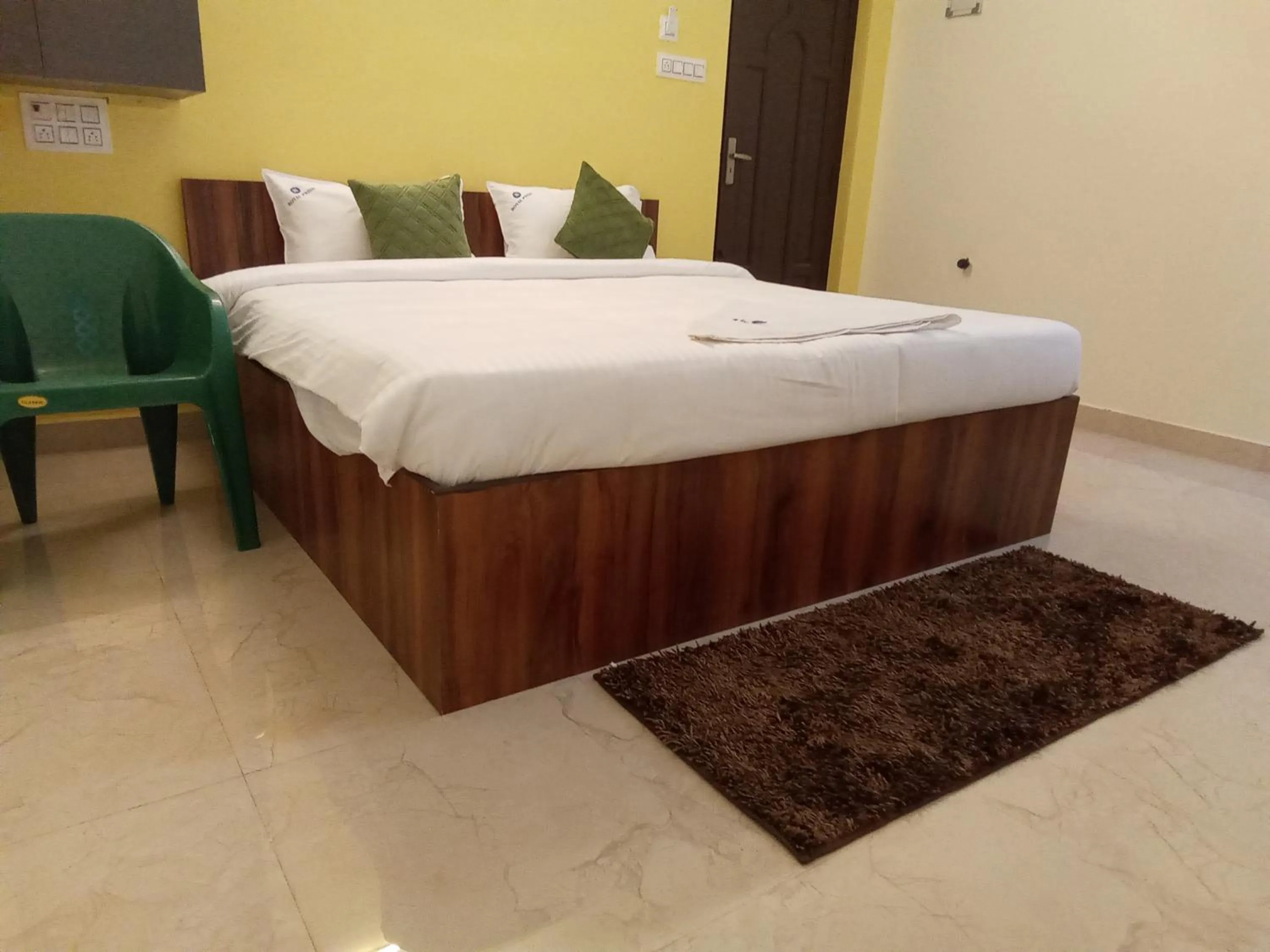 Bedroom, Bed in PPH Living Royal Pride