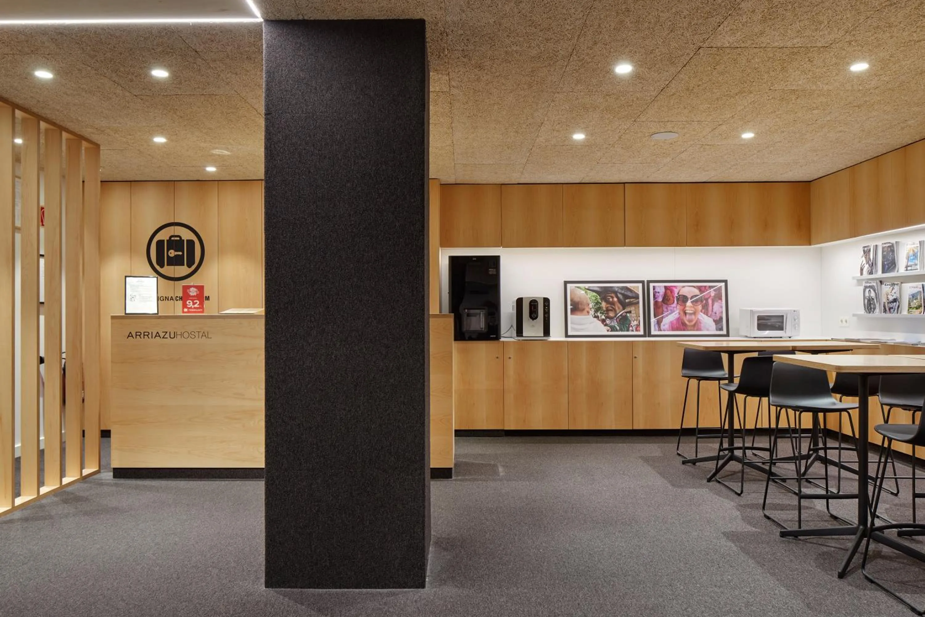 Lobby or reception in Hostal Arriazu