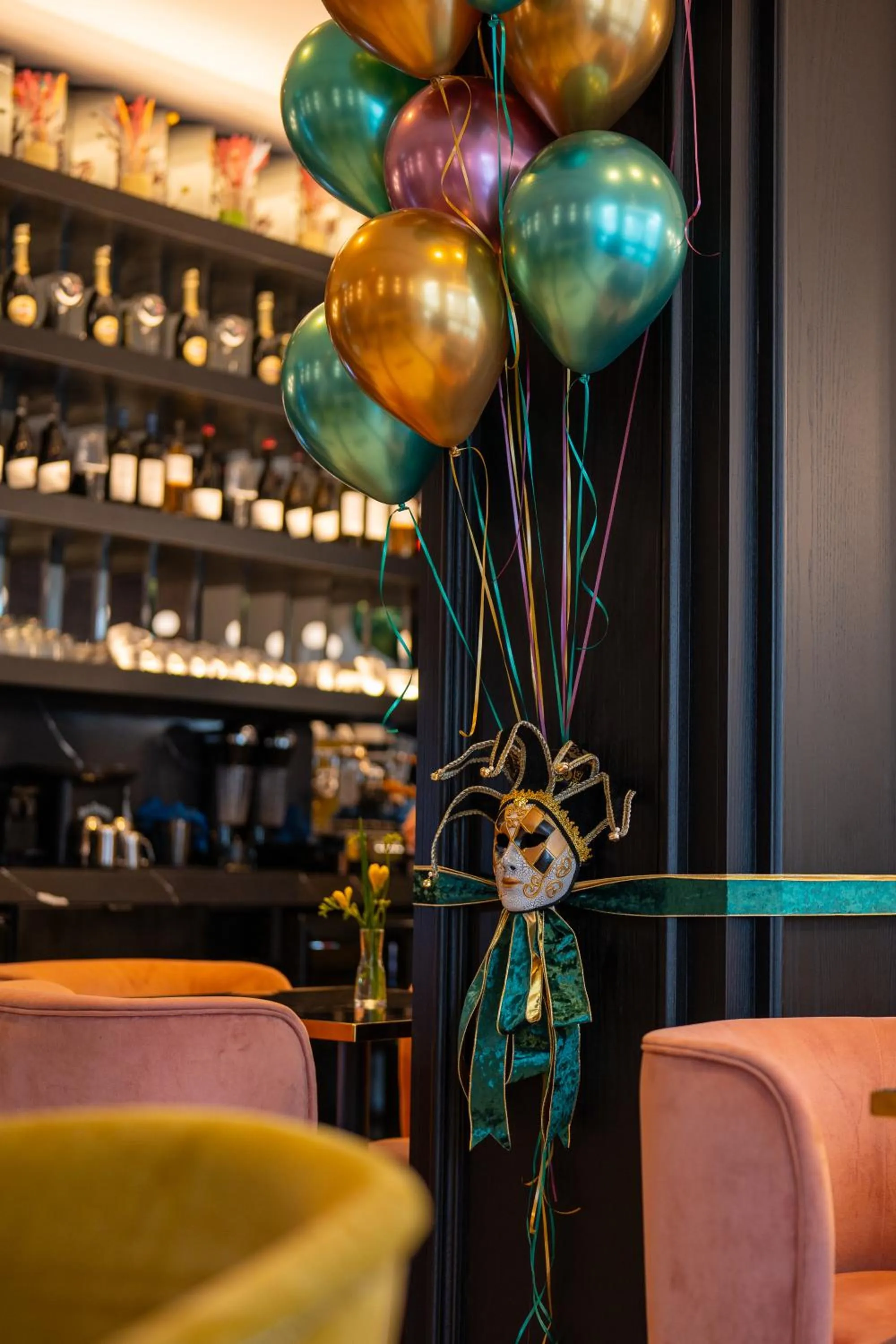 Restaurant/places to eat in Gate Twenty Two Boutique Hotel