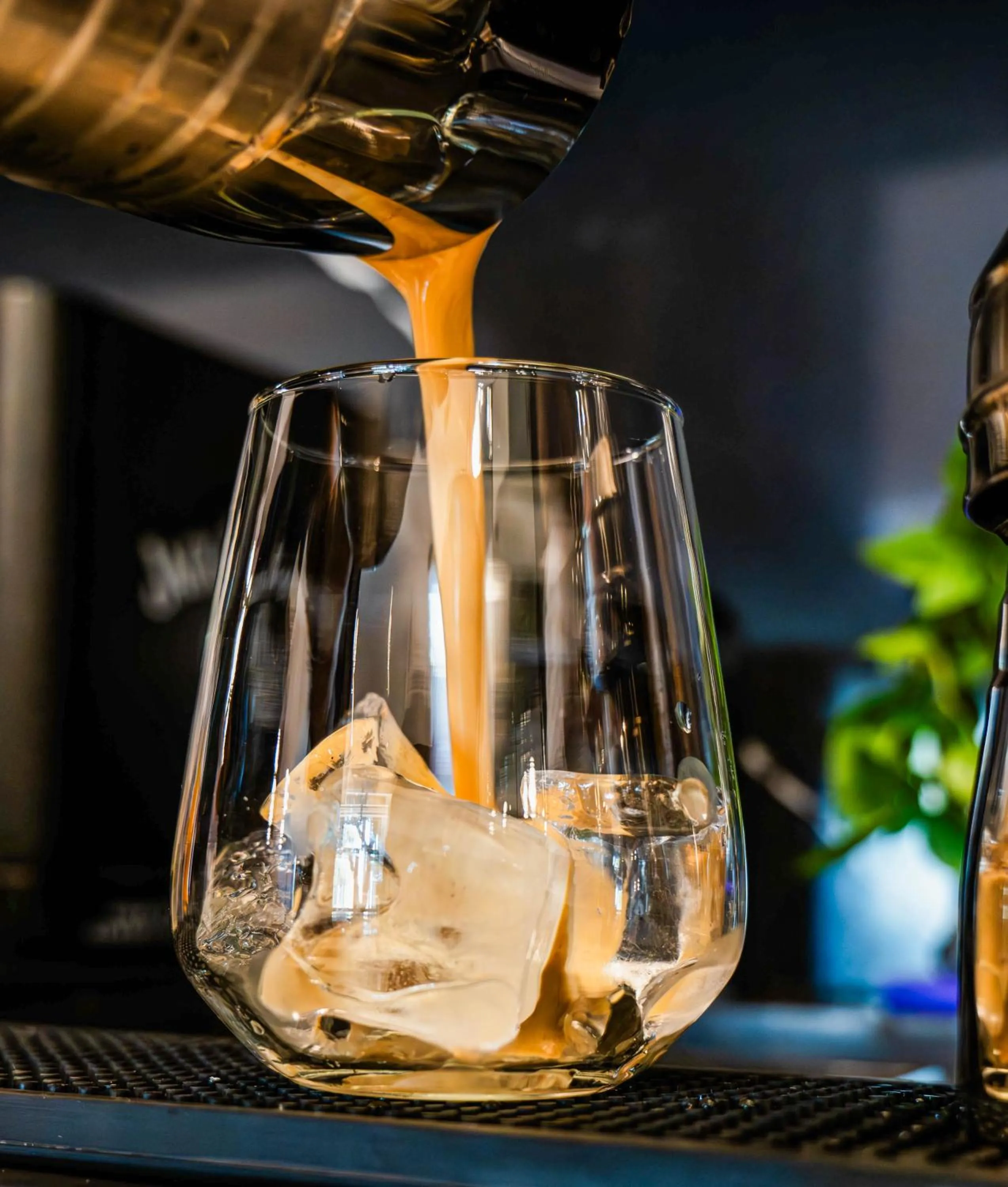 Coffee/tea facilities in Gate Twenty Two Boutique Hotel