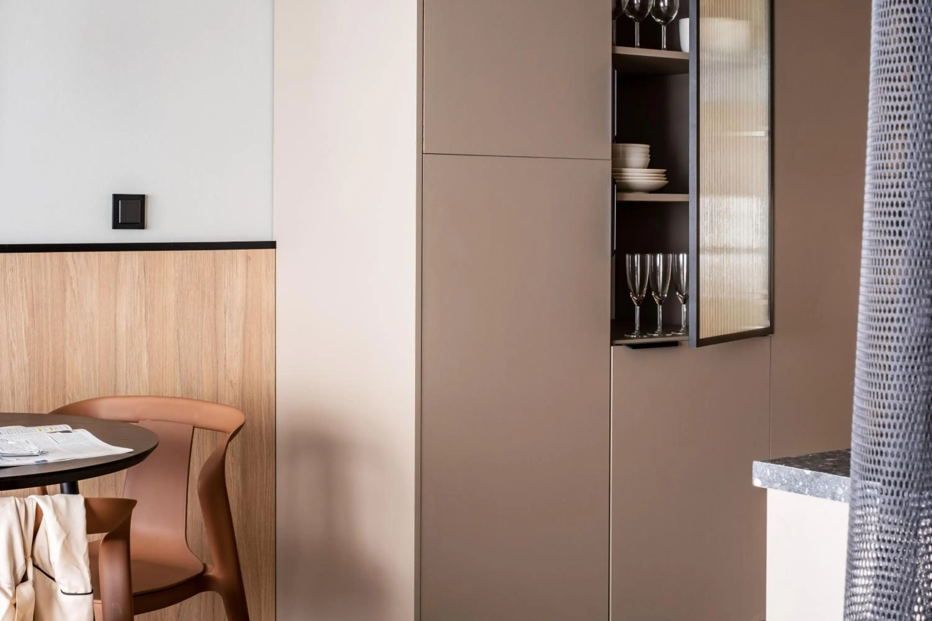 Dining area in Skaret by VANDER