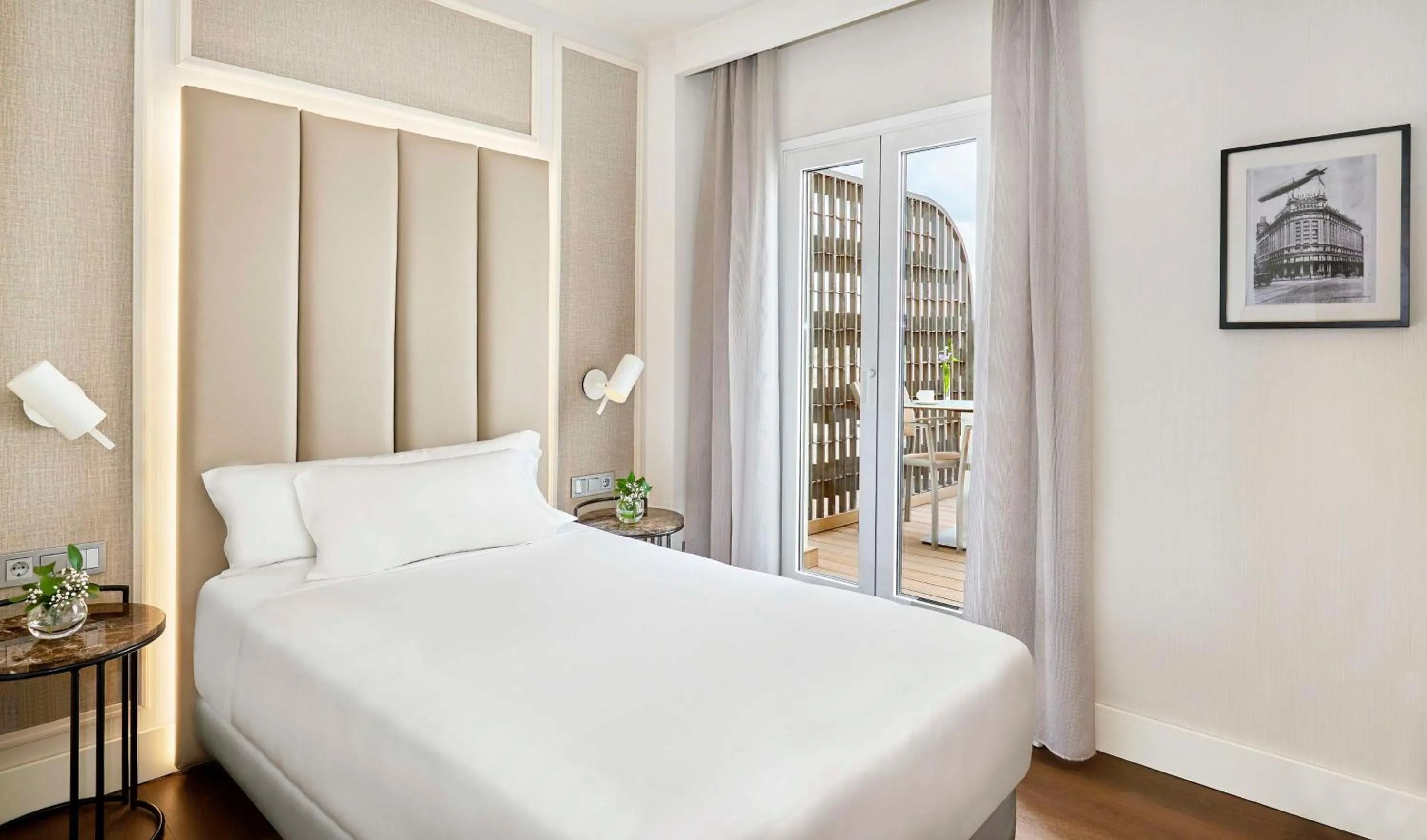 Standard Single Room with View and Terrace in NH Madrid Nacional