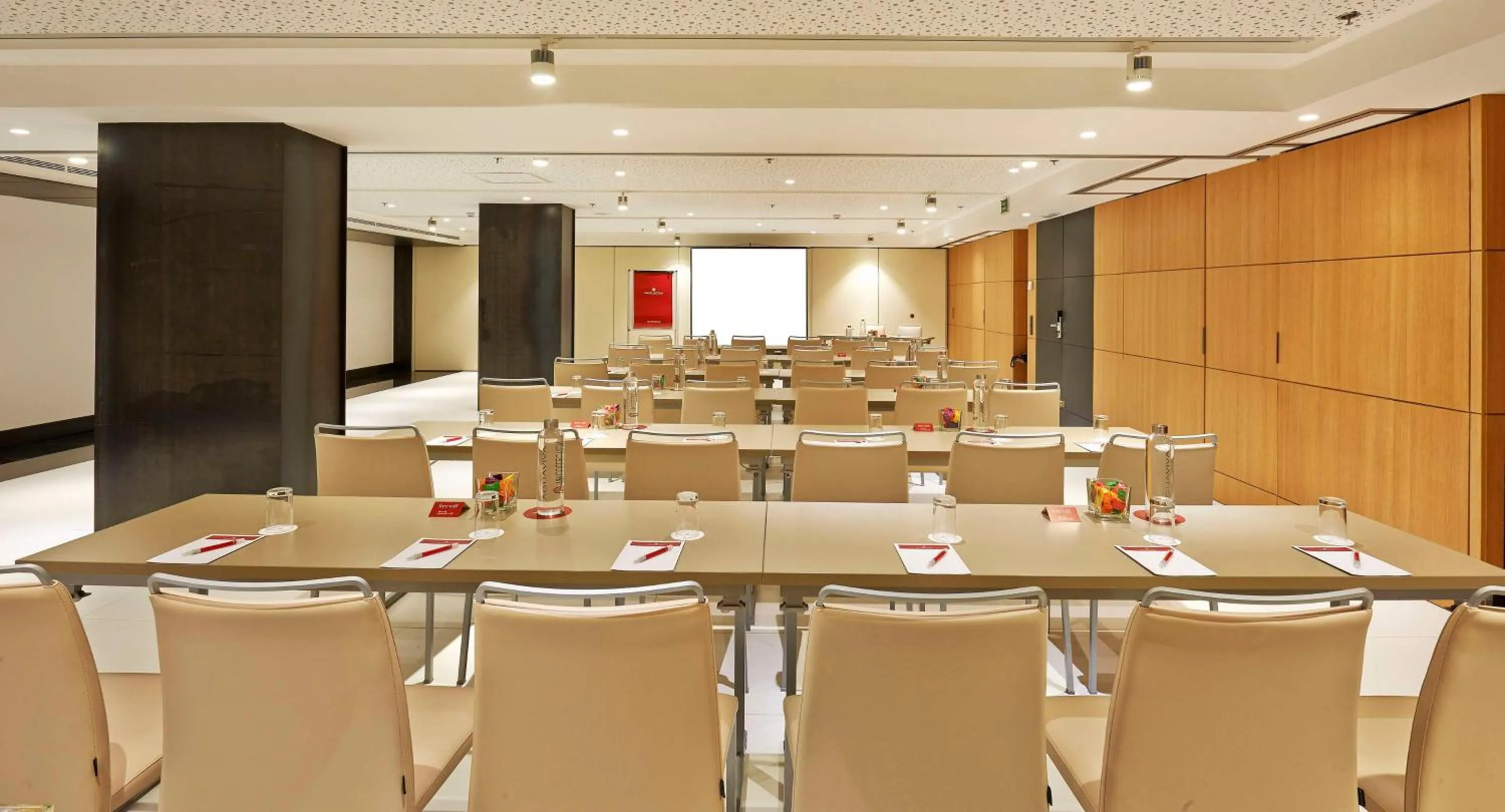 Meeting/conference room in NH Collection Barcelona Gran Hotel Calderon