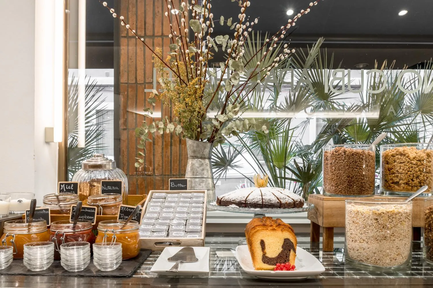 Breakfast in Aparthotel Mariano Cubi Barcelona